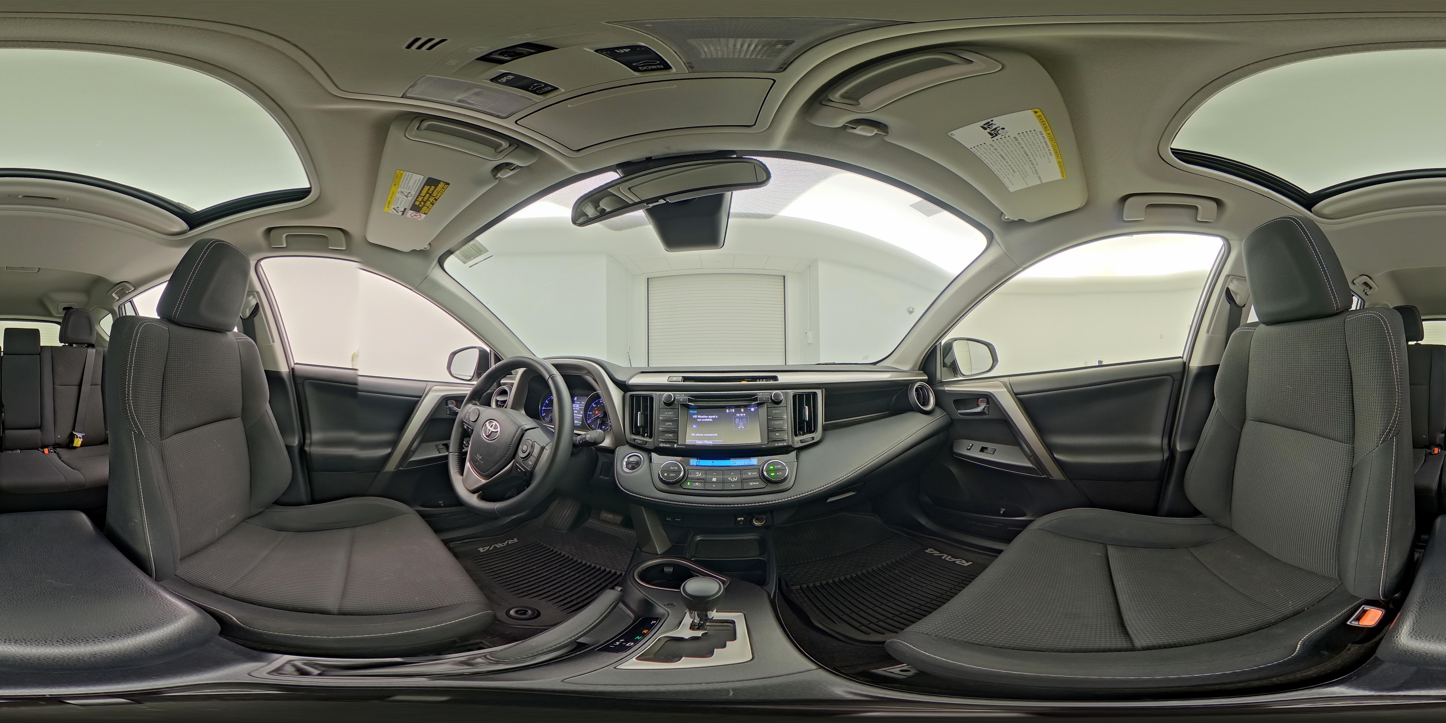 2018 Toyota RAV4 XLE - Photo 26