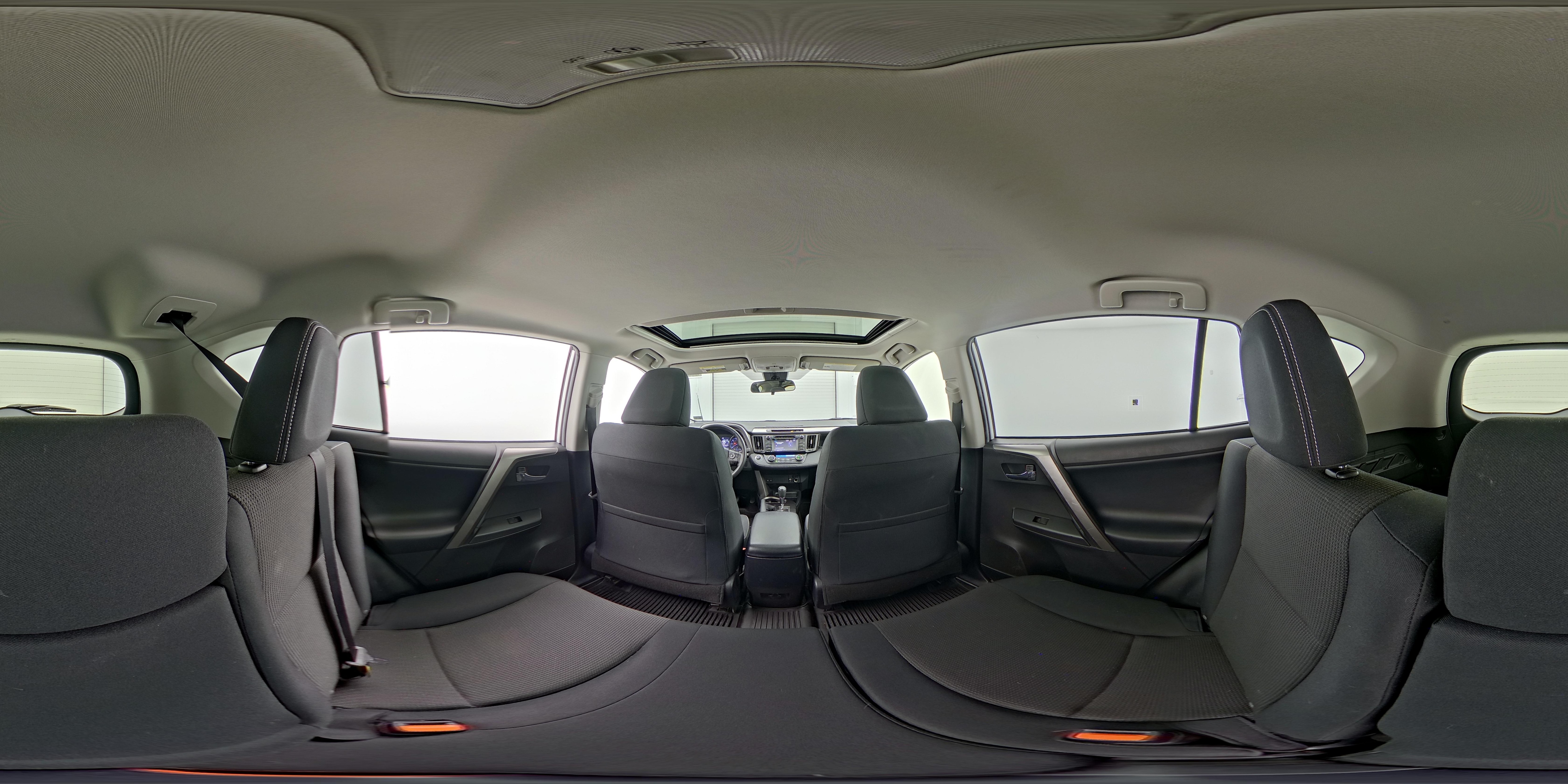 2018 Toyota RAV4 XLE - Photo 27