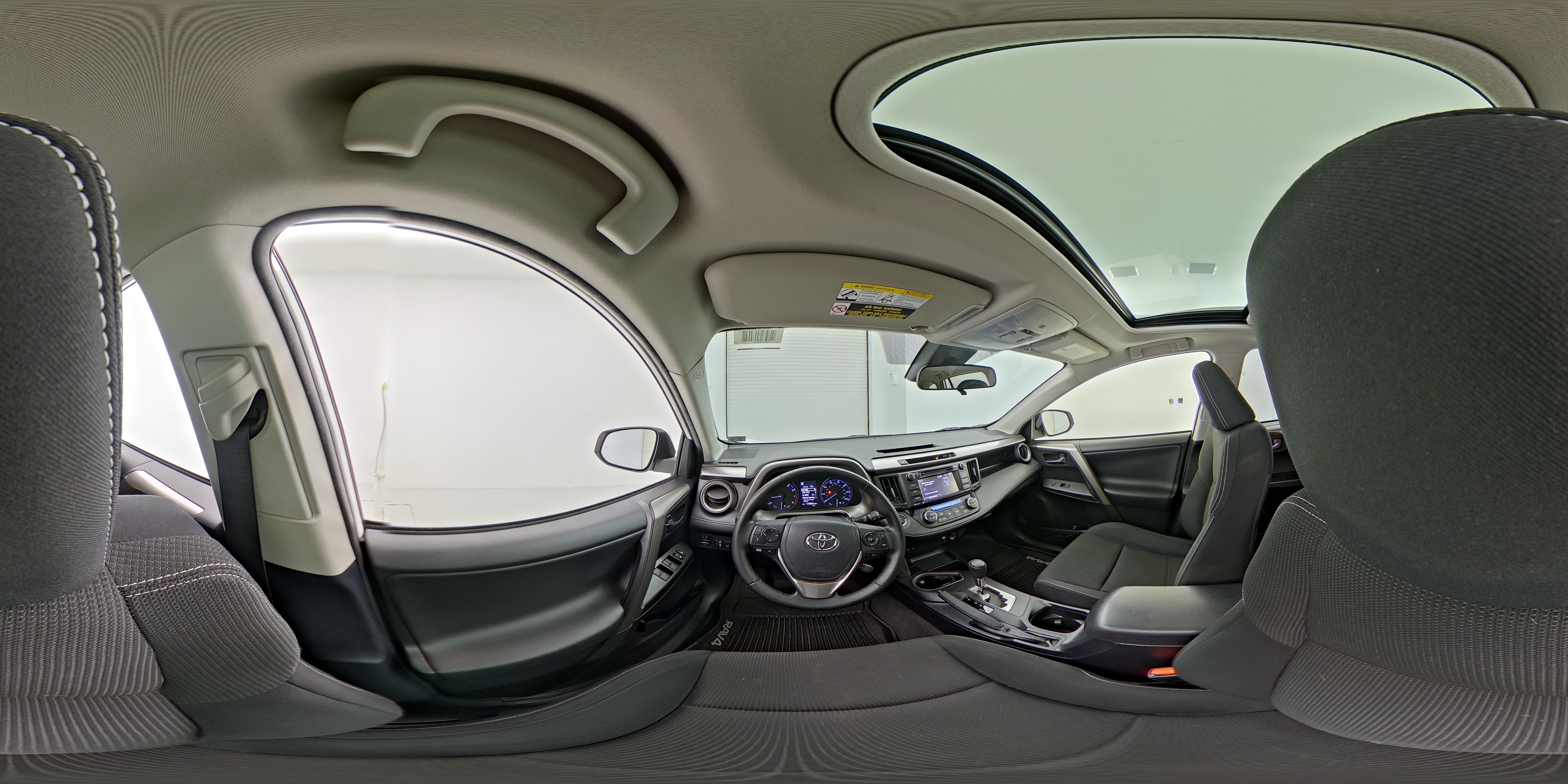 2018 Toyota RAV4 XLE - Photo 28