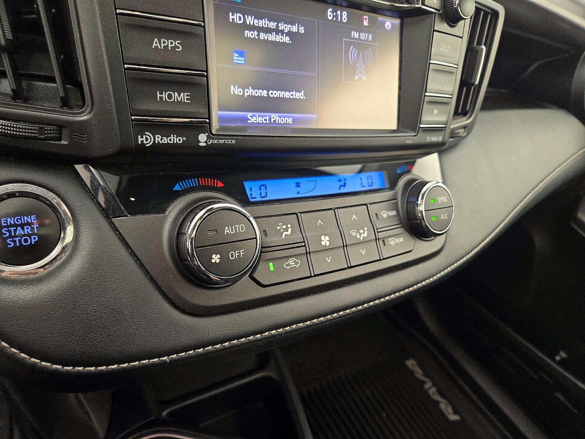 Thumbnail: 2018 Toyota RAV4 - 16