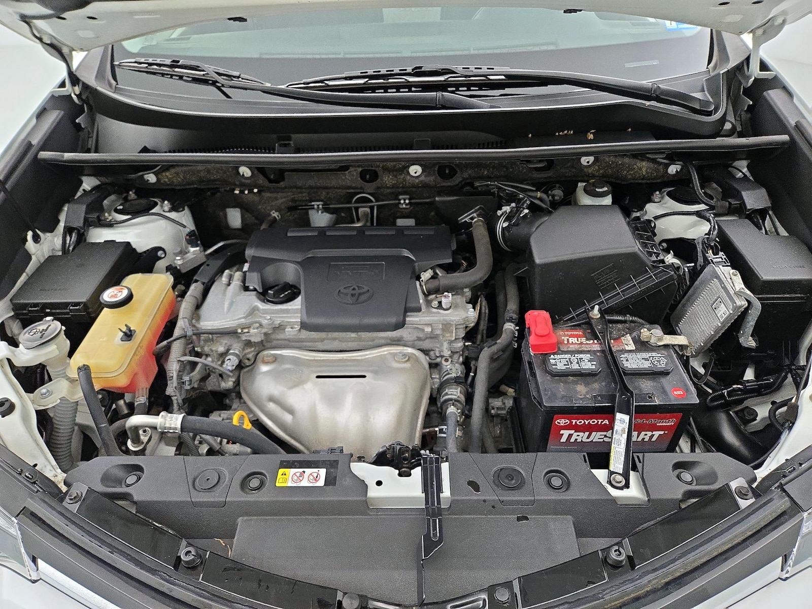 2018 Toyota RAV4 XLE - Photo 24