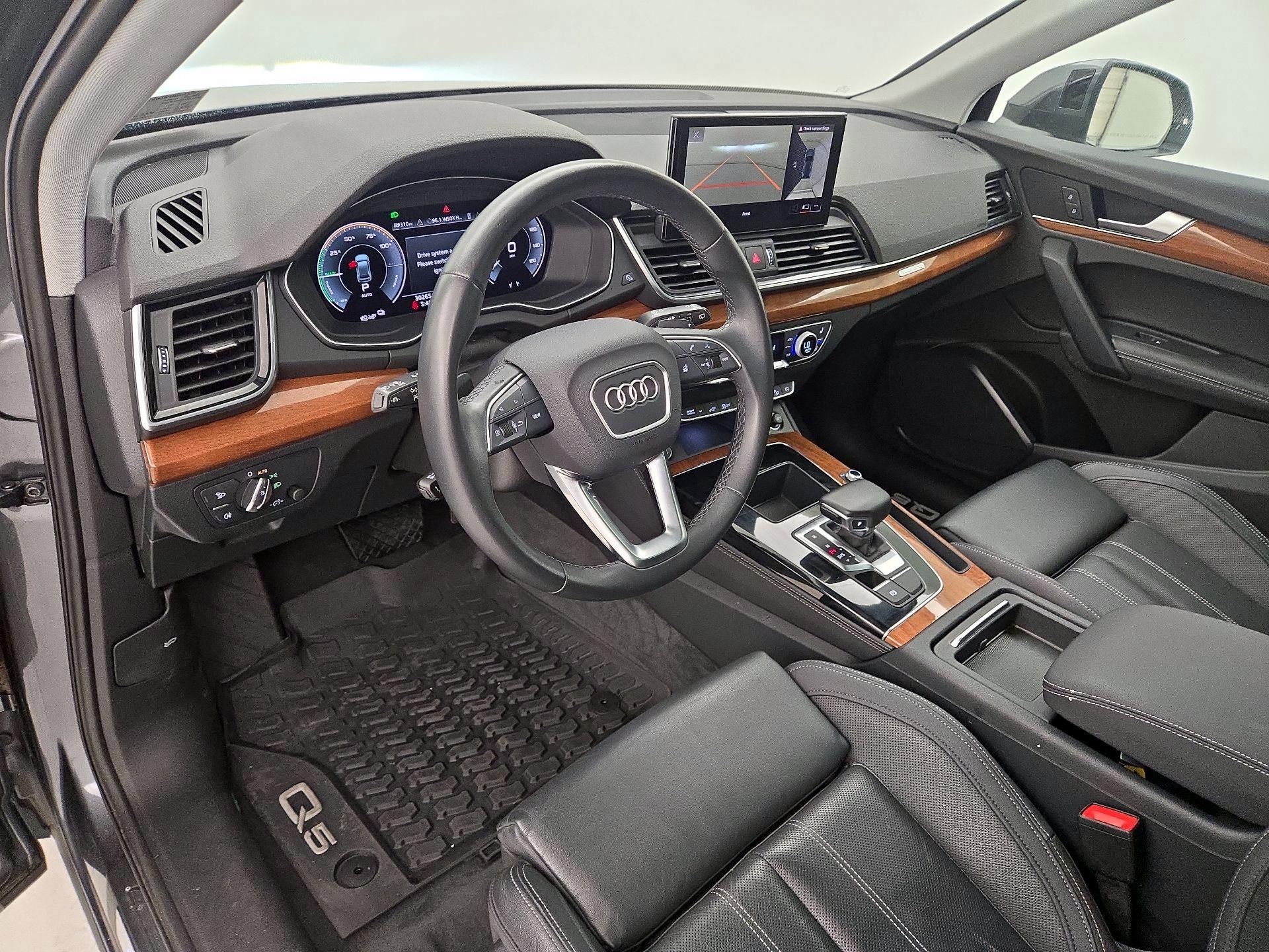 Thumbnail: 2022 Audi Q5 - 11