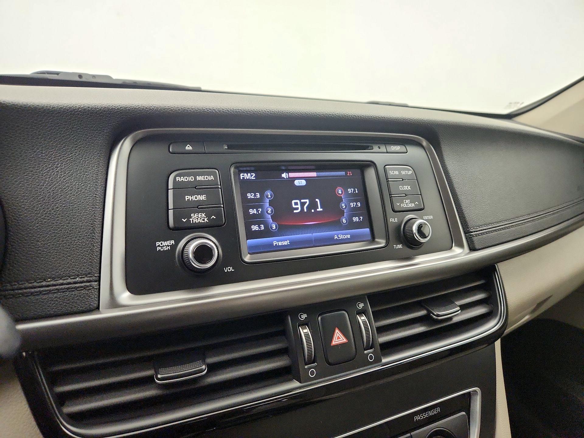 Thumbnail: 2016 Kia Optima - 14