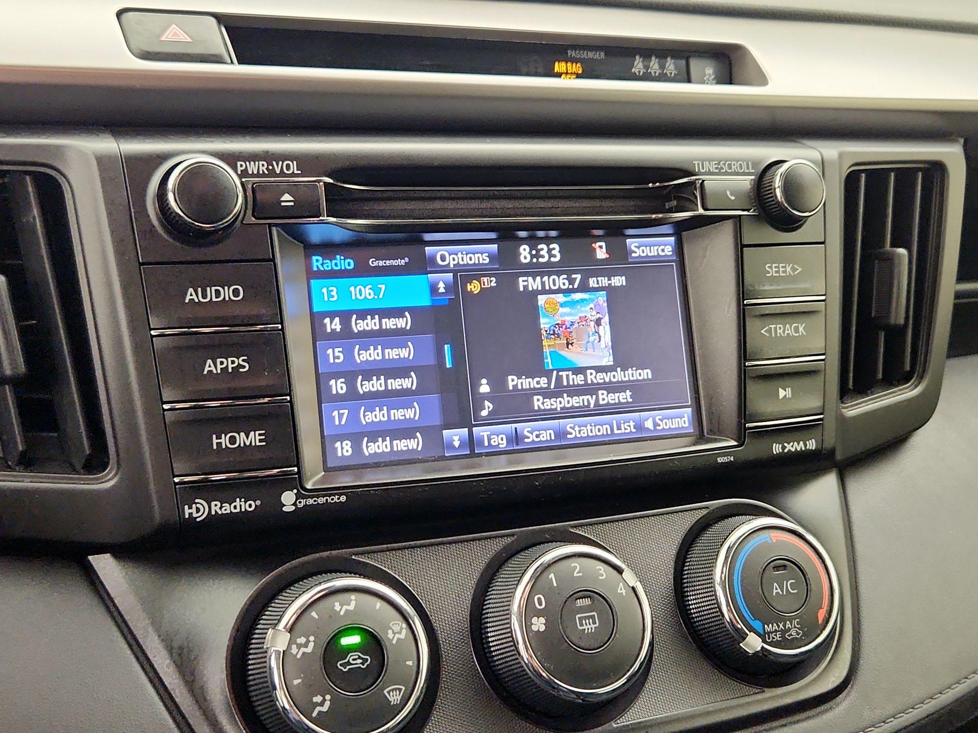 Thumbnail: 2018 Toyota RAV4 - 15