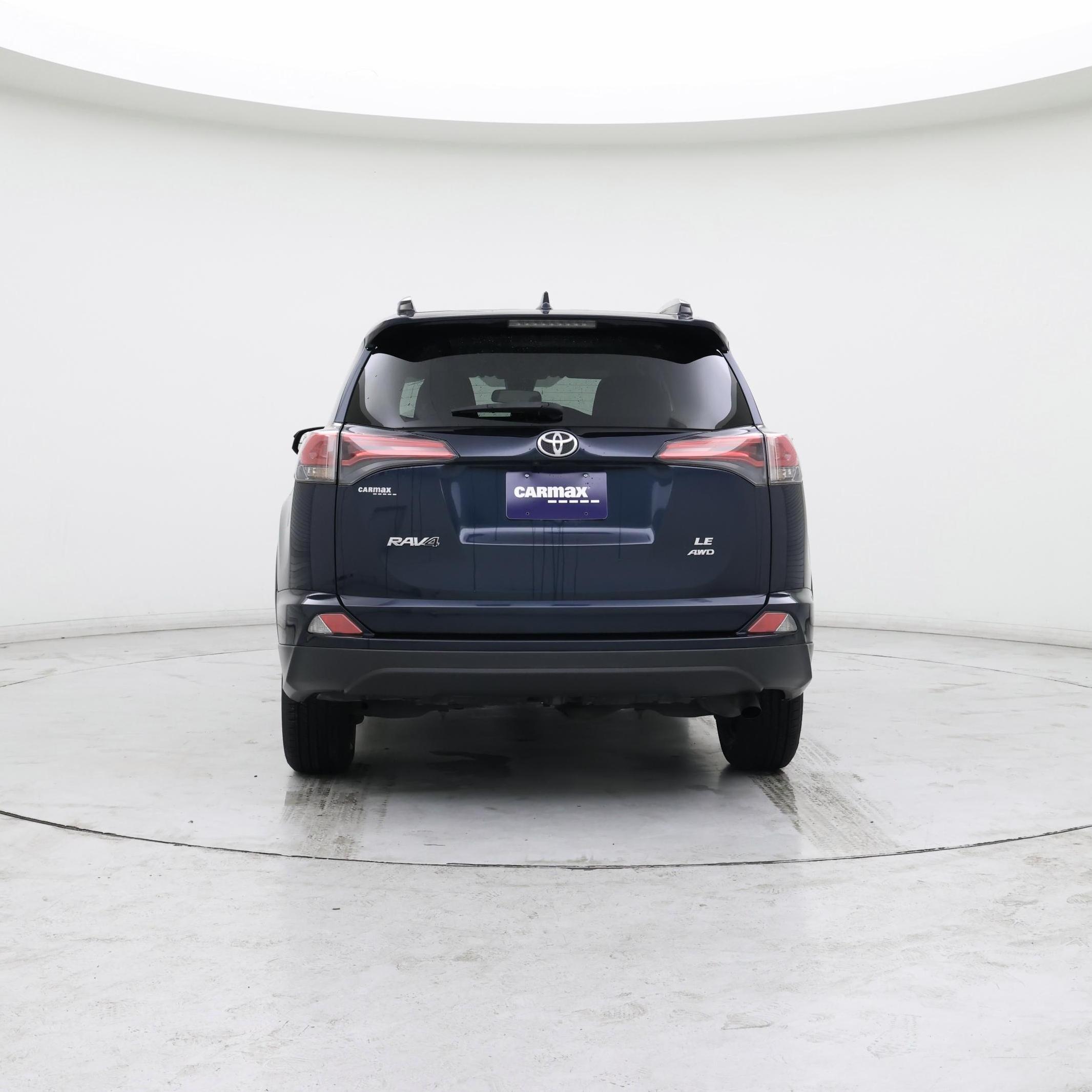 Thumbnail: 2018 Toyota RAV4 - 6