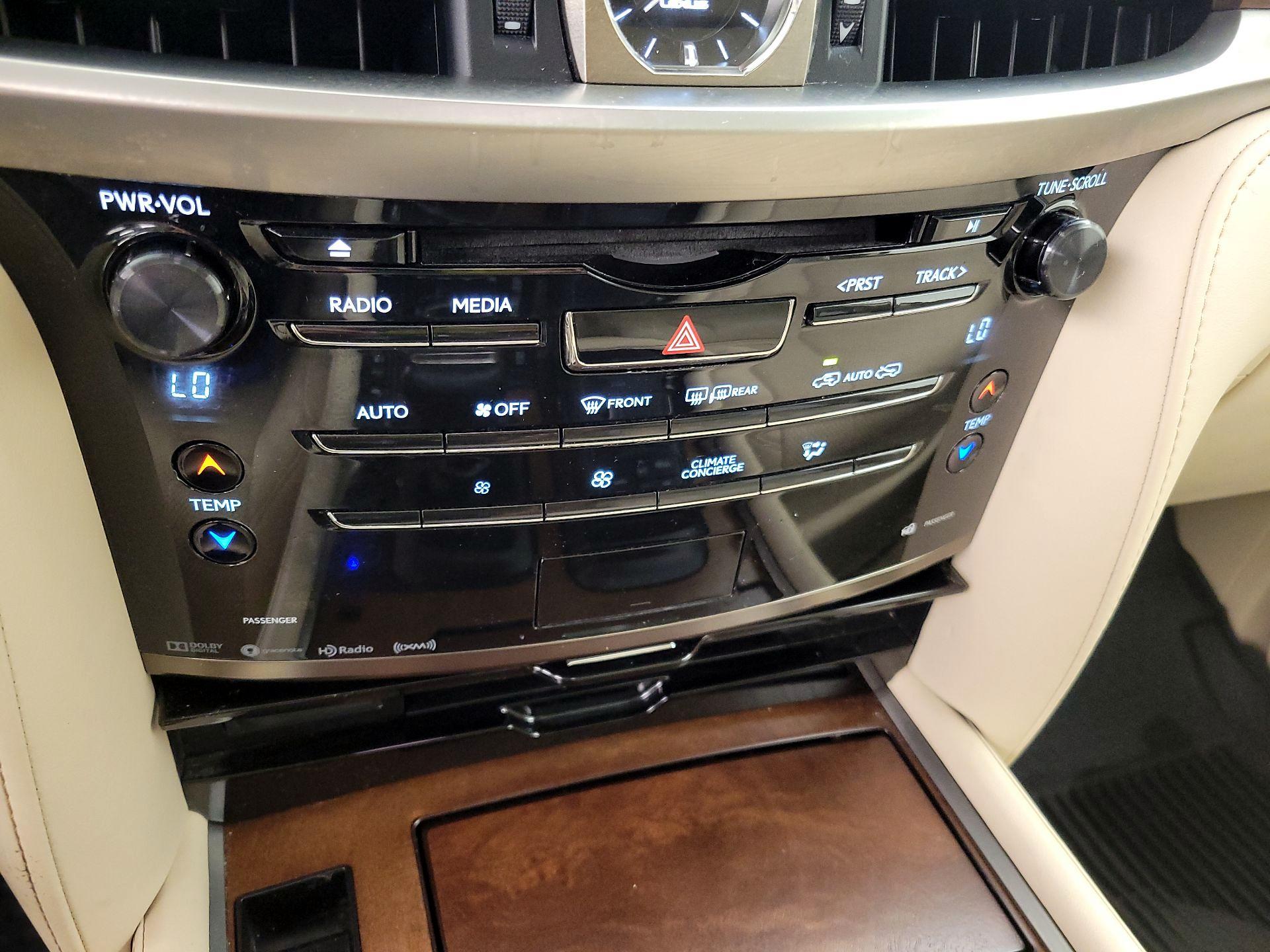Thumbnail: 2019 Lexus LX - 17