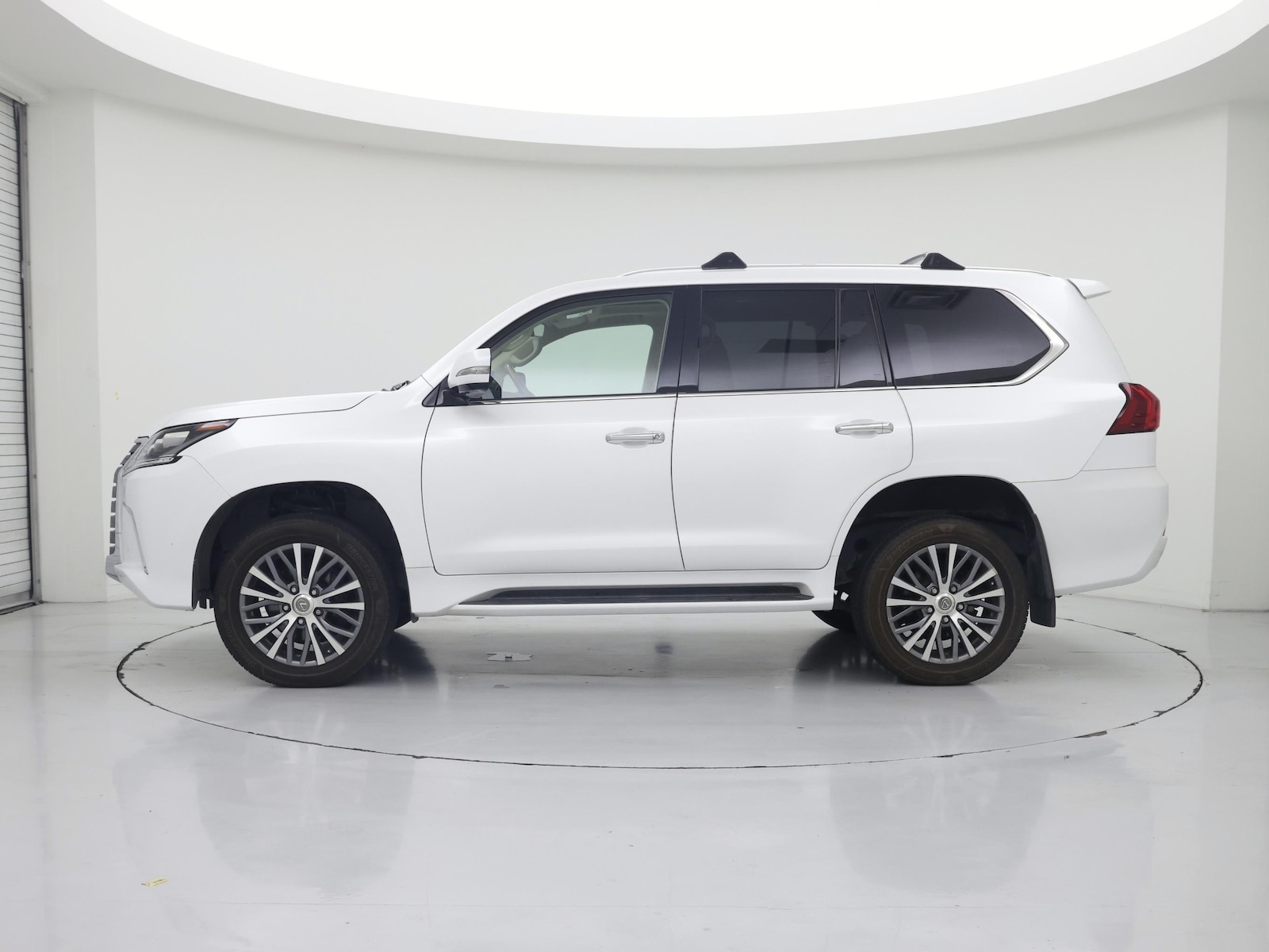 2019 Lexus LX 570 - Photo 4