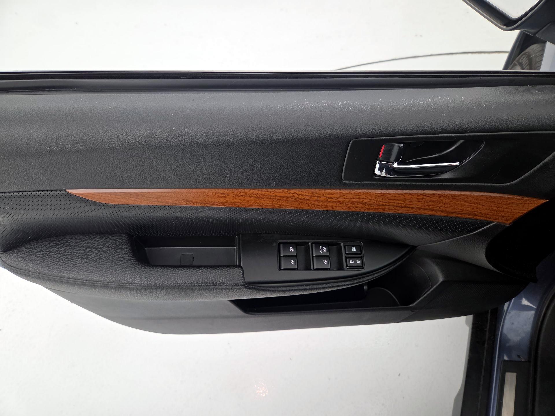 Thumbnail: 2014 Subaru Outback - 12