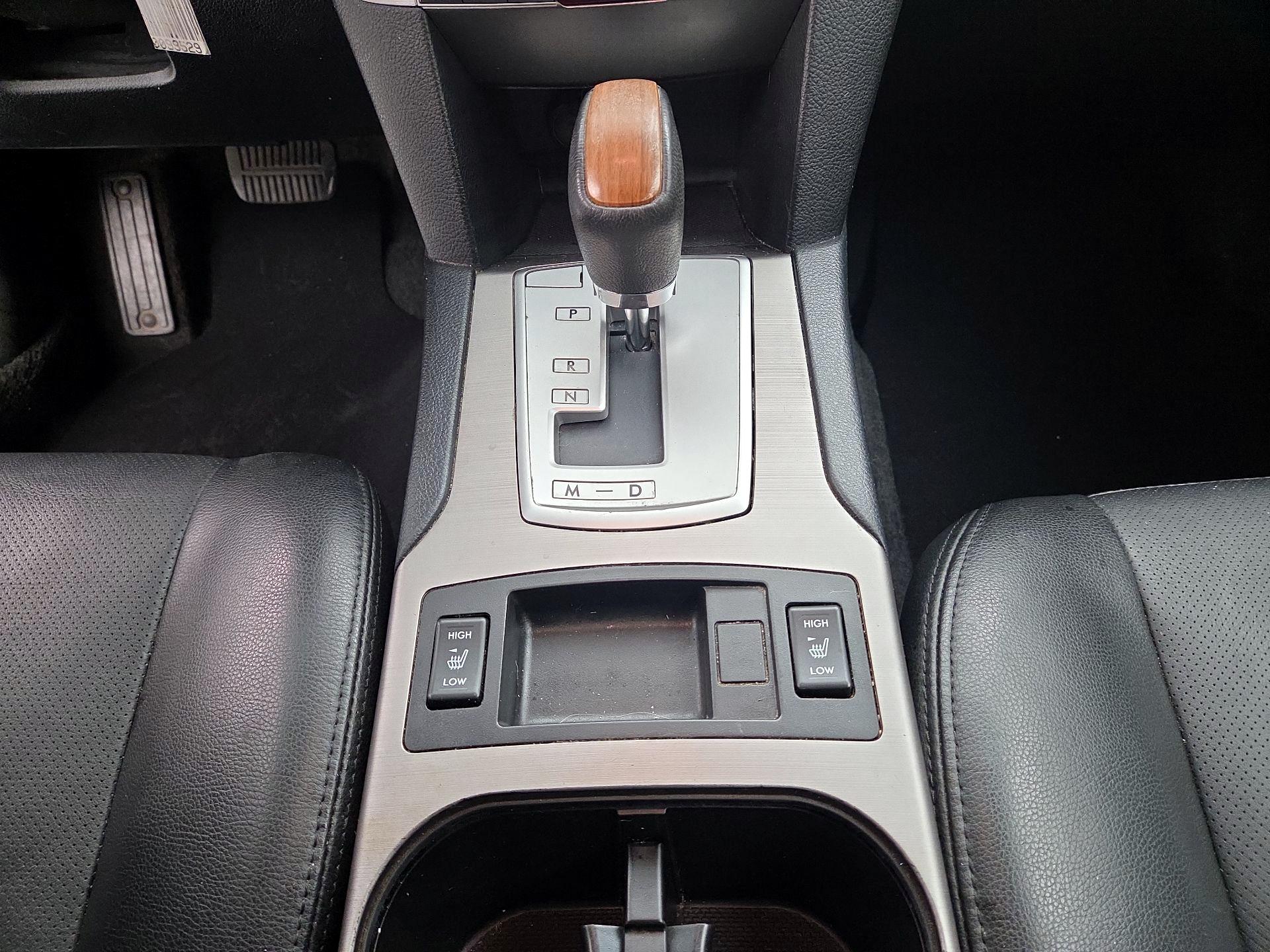 Thumbnail: 2014 Subaru Outback - 17