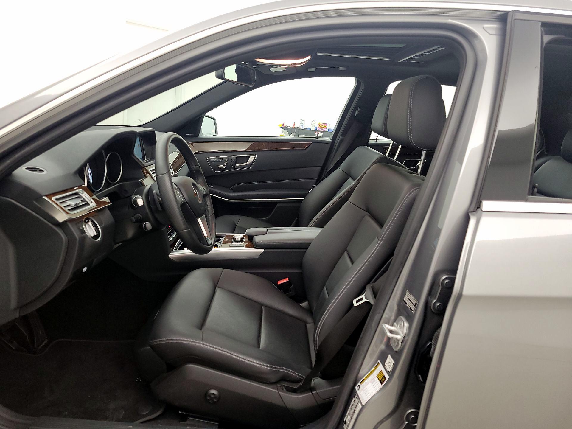 Thumbnail: 2015 Mercedes-Benz E-Class - 11