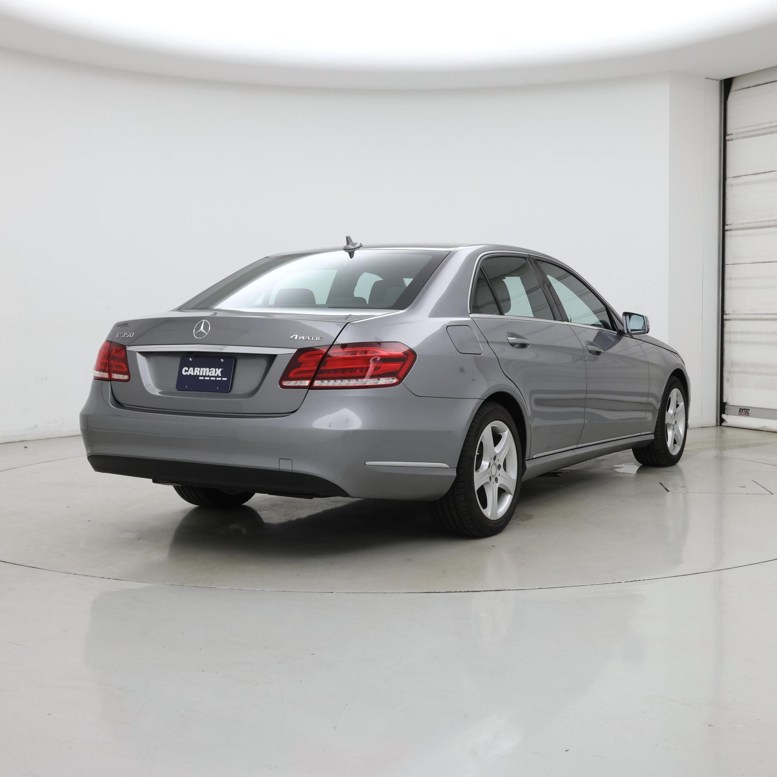 Thumbnail: 2015 Mercedes-Benz E-Class - 8