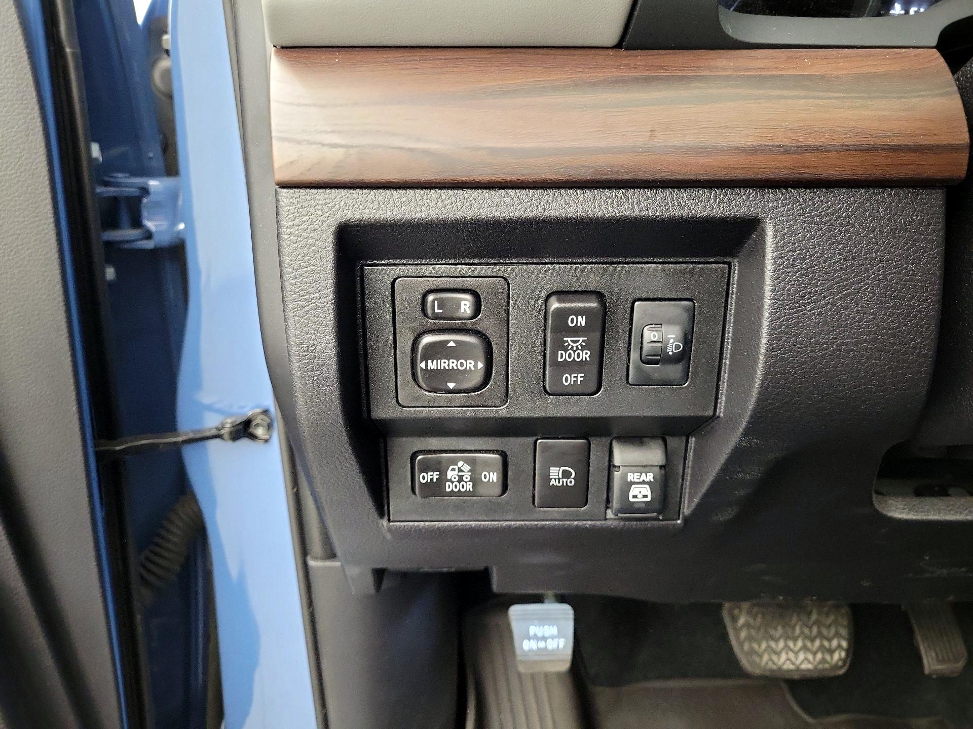 Thumbnail: 2021 Toyota Tundra - 13