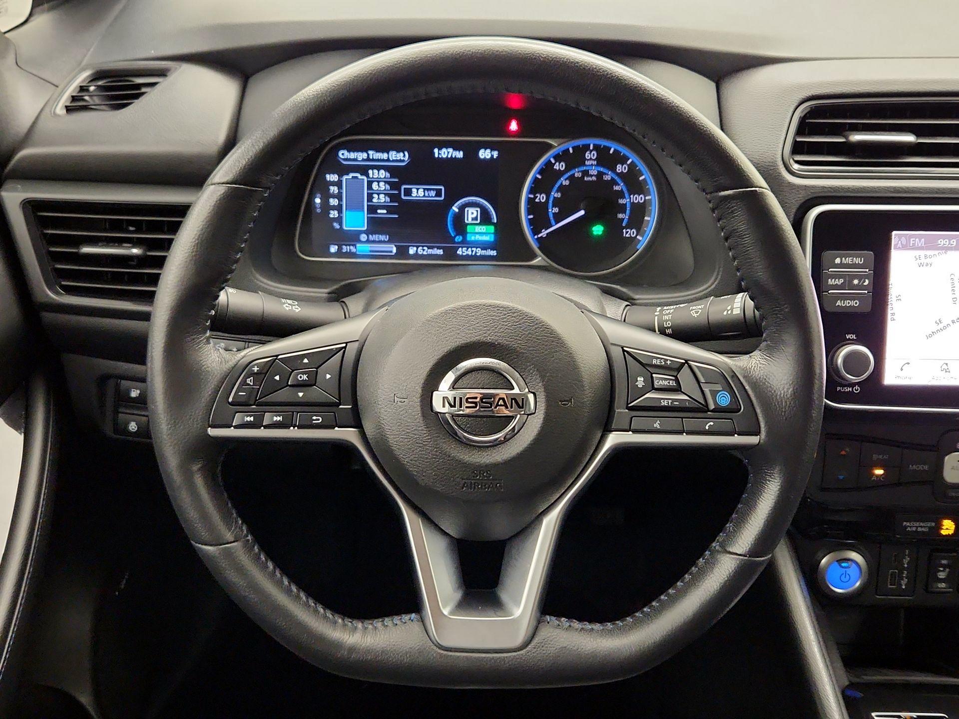Thumbnail: 2021 Nissan Leaf - 10