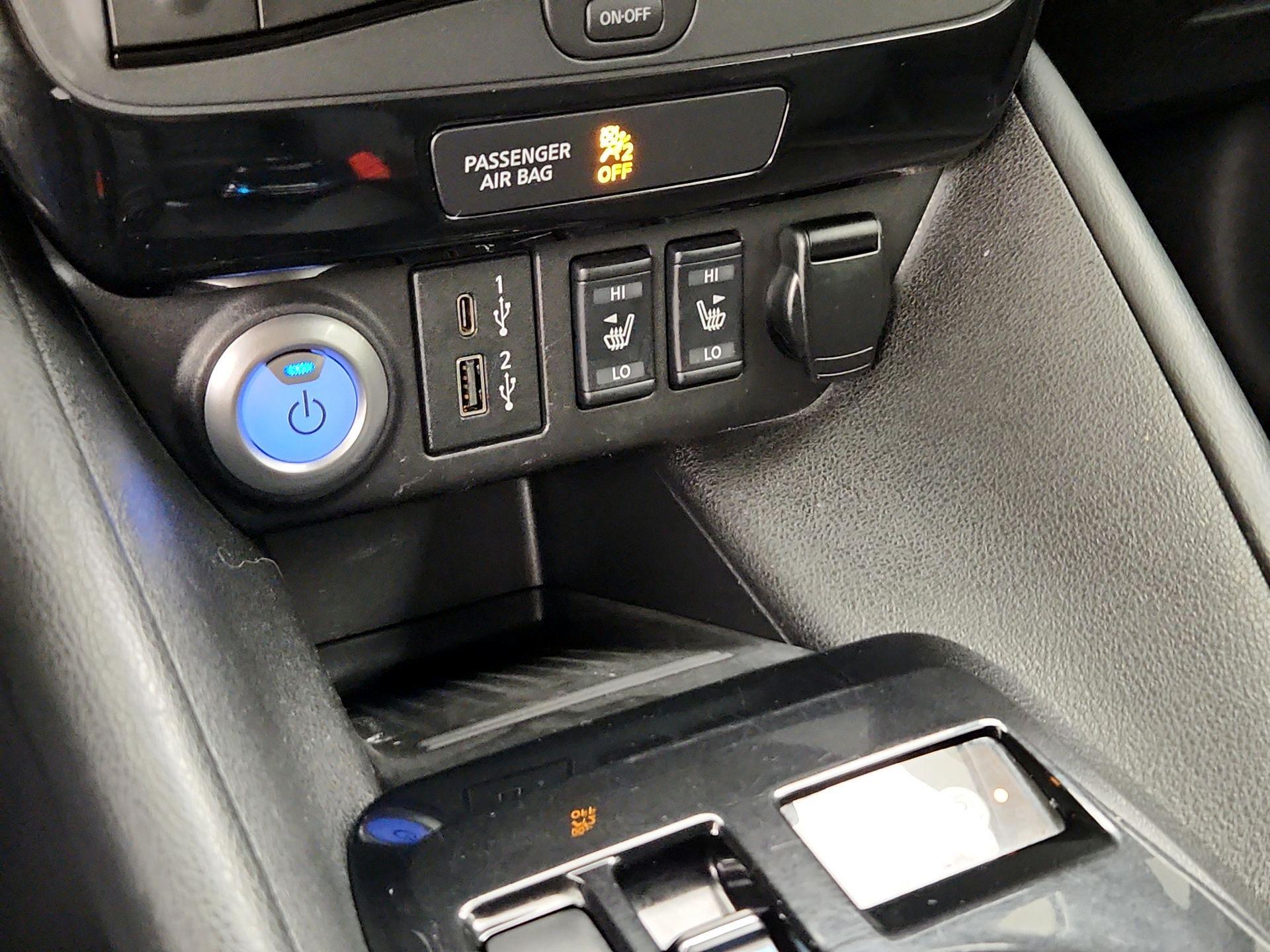 Thumbnail: 2021 Nissan Leaf - 19