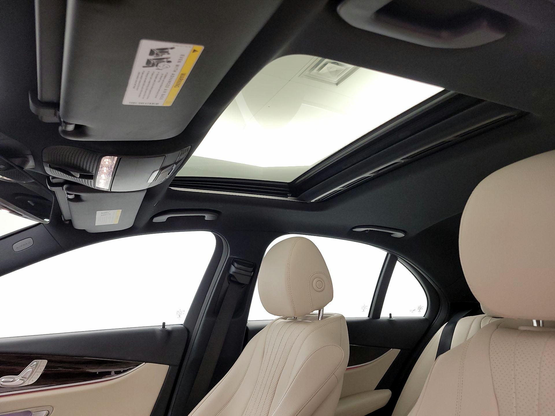 Thumbnail: 2019 Mercedes-Benz E-Class - 20