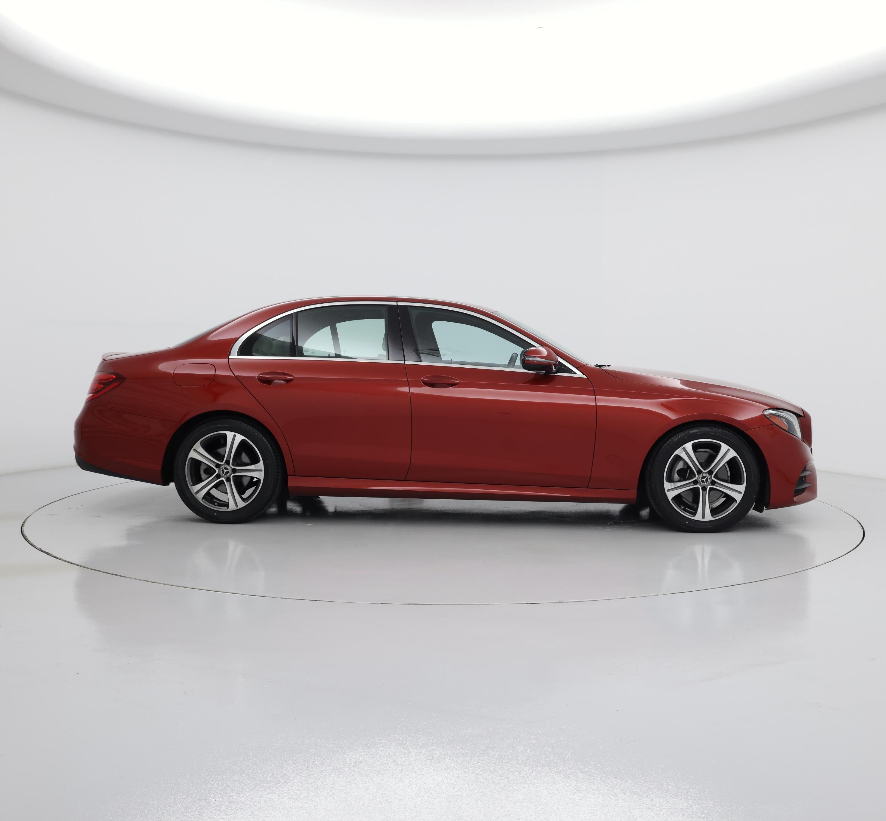 Thumbnail: 2019 Mercedes-Benz E-Class - 7
