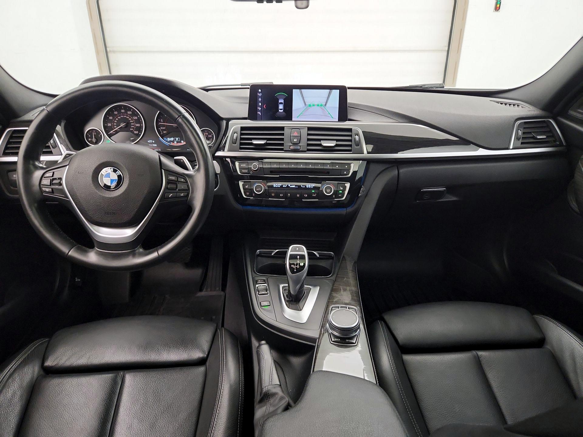 Thumbnail: 2018 BMW 3 Series - 9