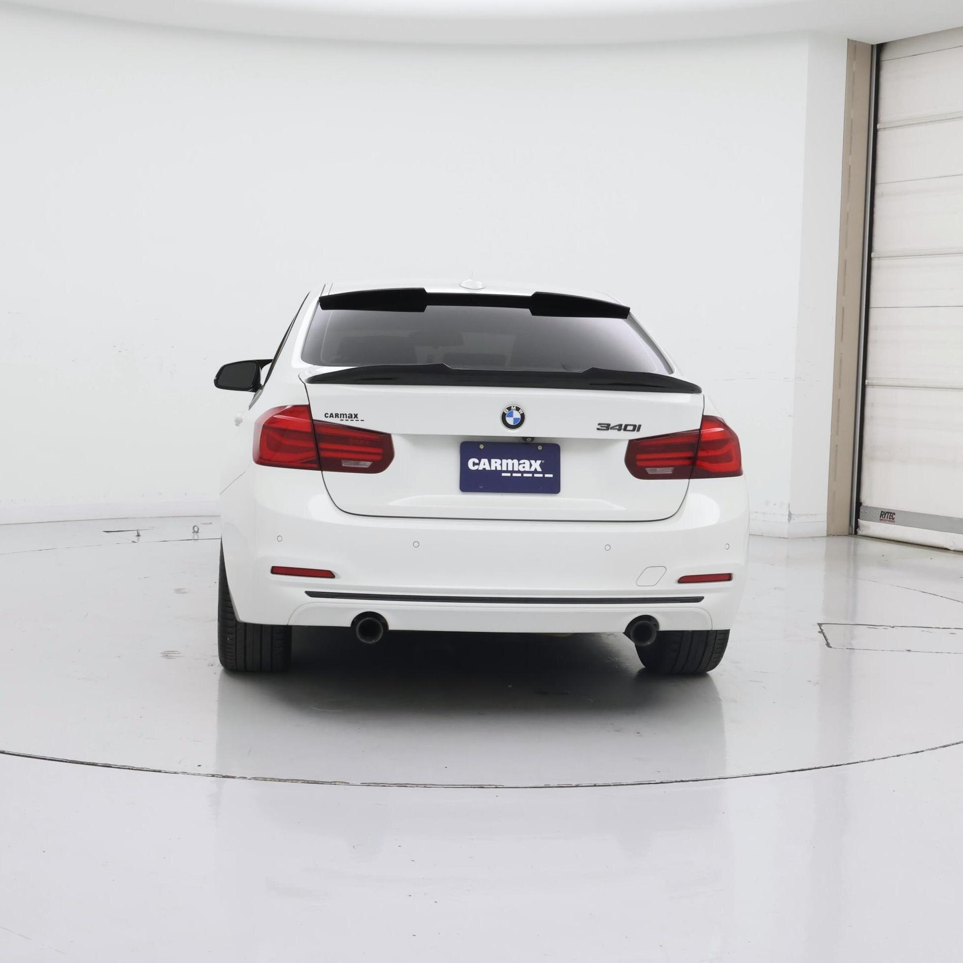 Thumbnail: 2018 BMW 3 Series - 6