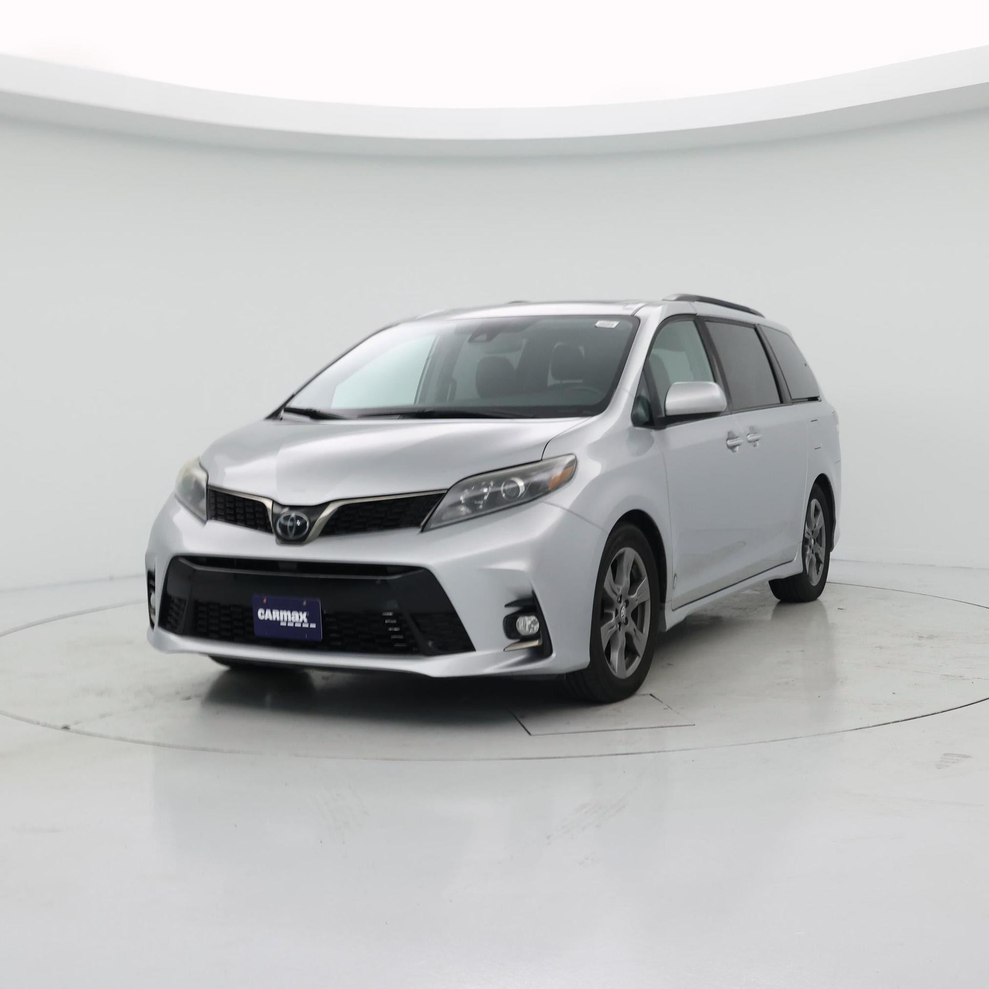Thumbnail: 2020 Toyota Sienna - 4