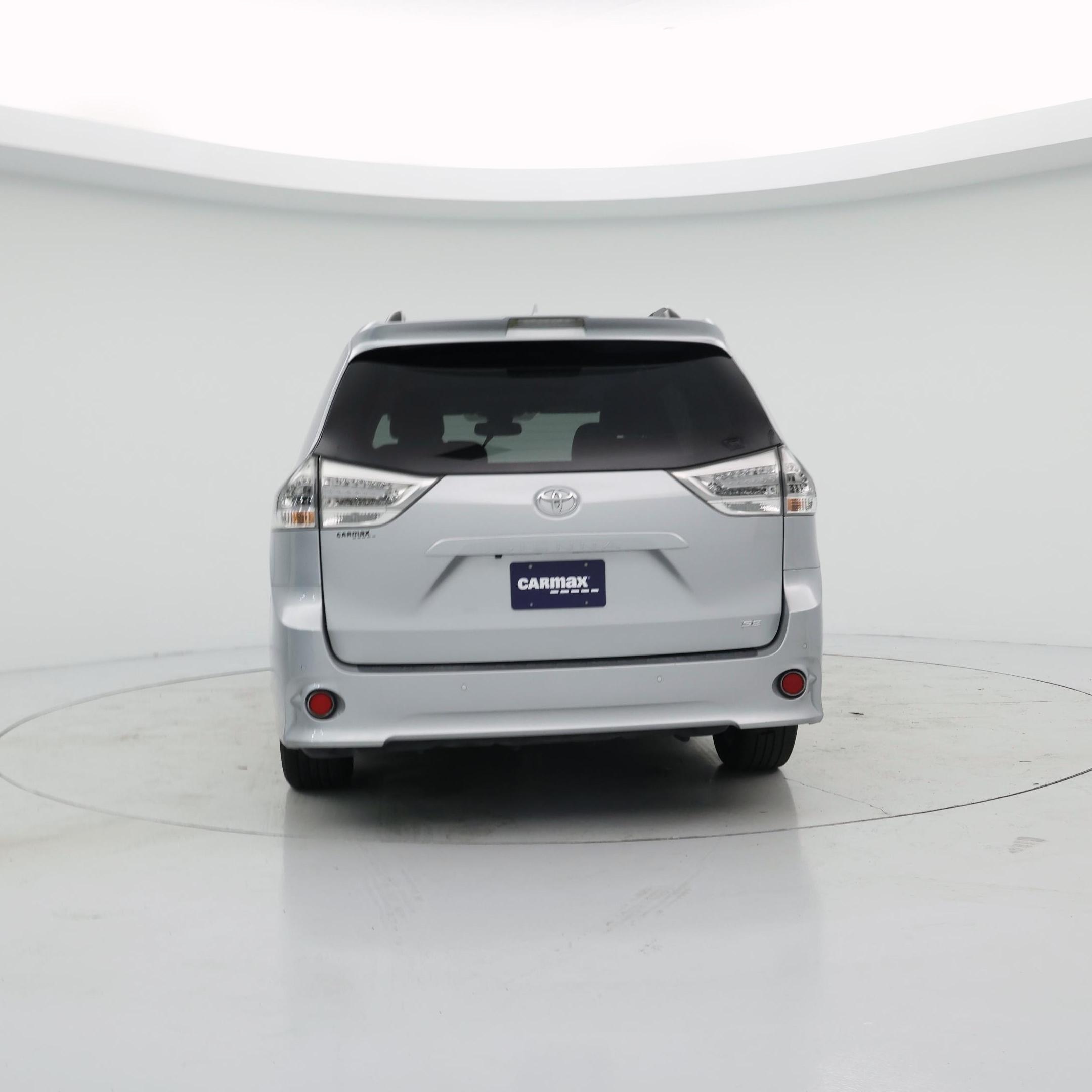 Thumbnail: 2020 Toyota Sienna - 6