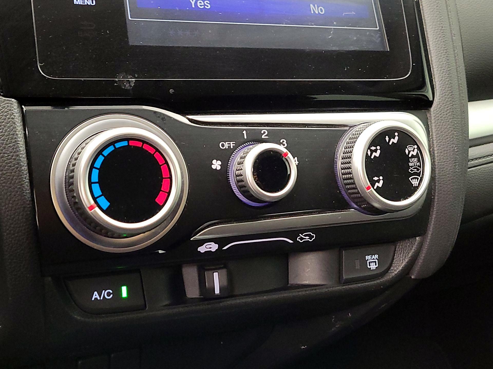 Thumbnail: 2015 Honda Fit - 16