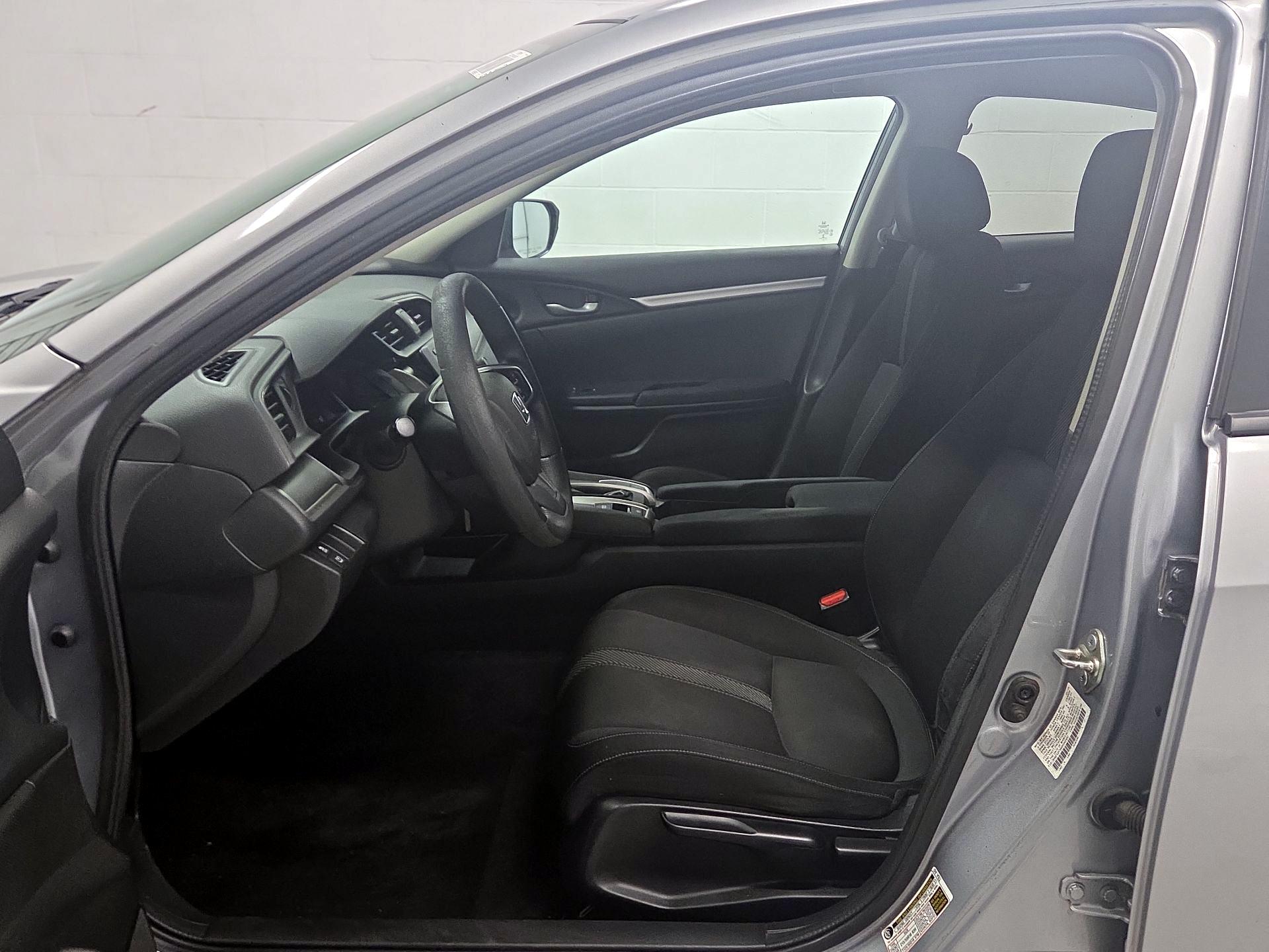 Thumbnail: 2016 Honda Civic - 11