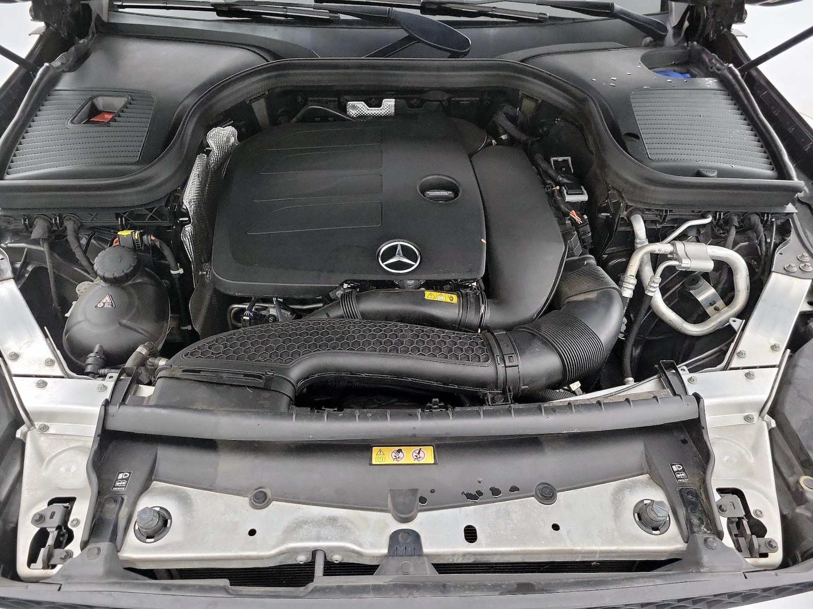 2021 Mercedes-Benz GLC GLC300 - Photo 24