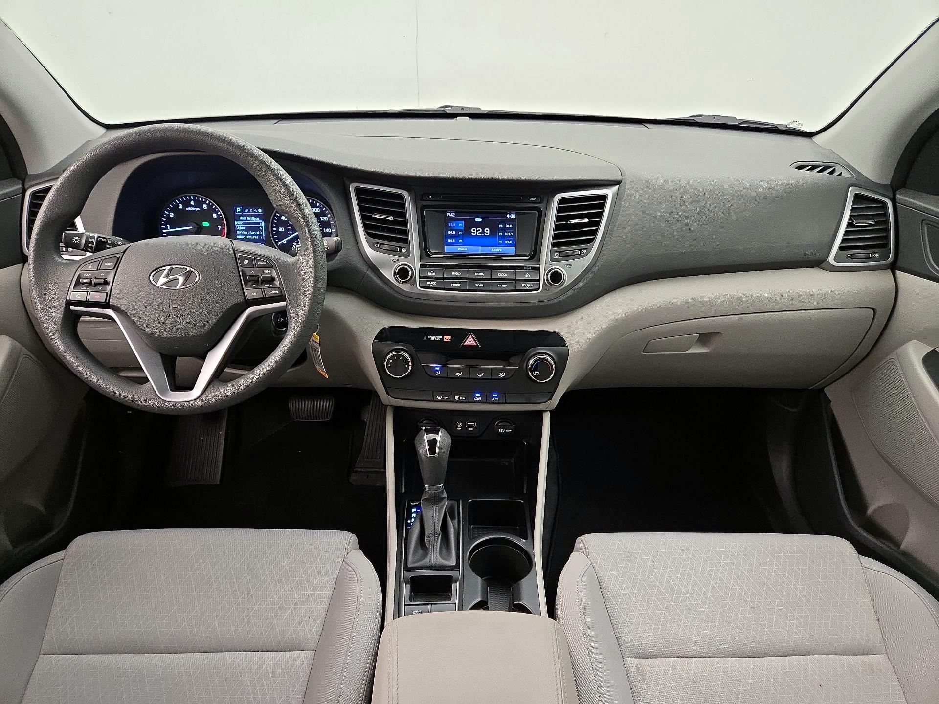 Thumbnail: 2017 Hyundai Tucson - 9
