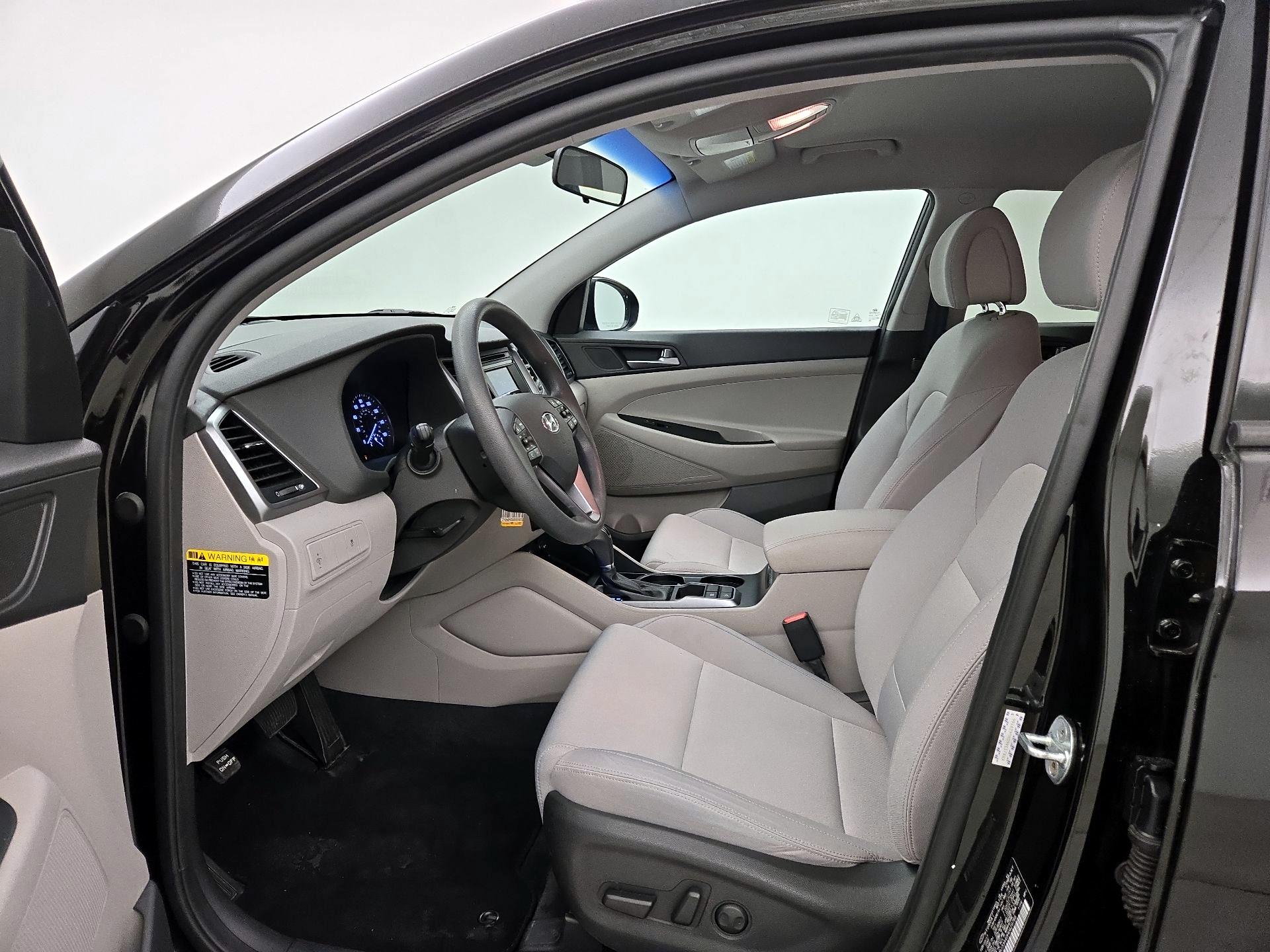 Thumbnail: 2017 Hyundai Tucson - 11