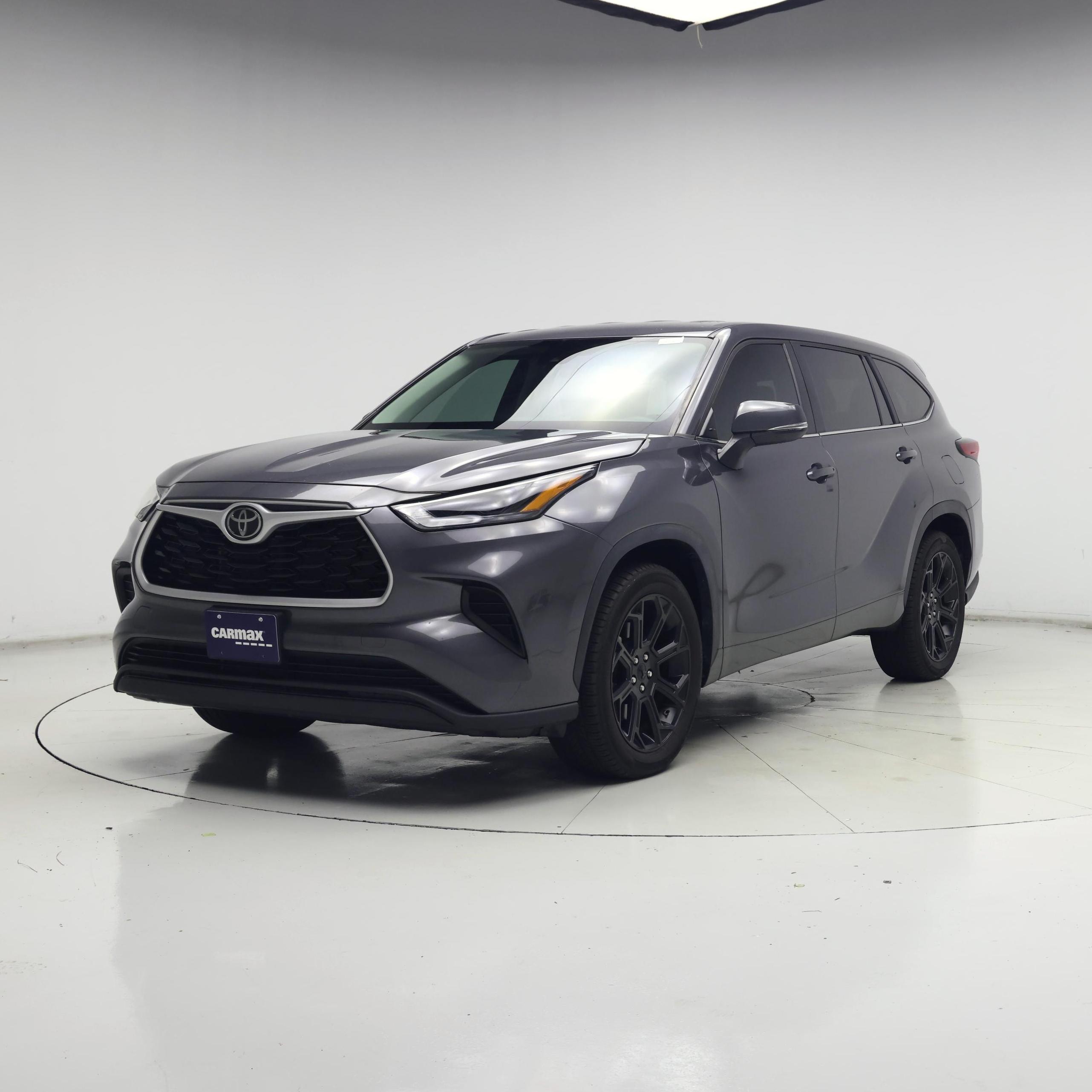 Thumbnail: 2023 Toyota Highlander - 4