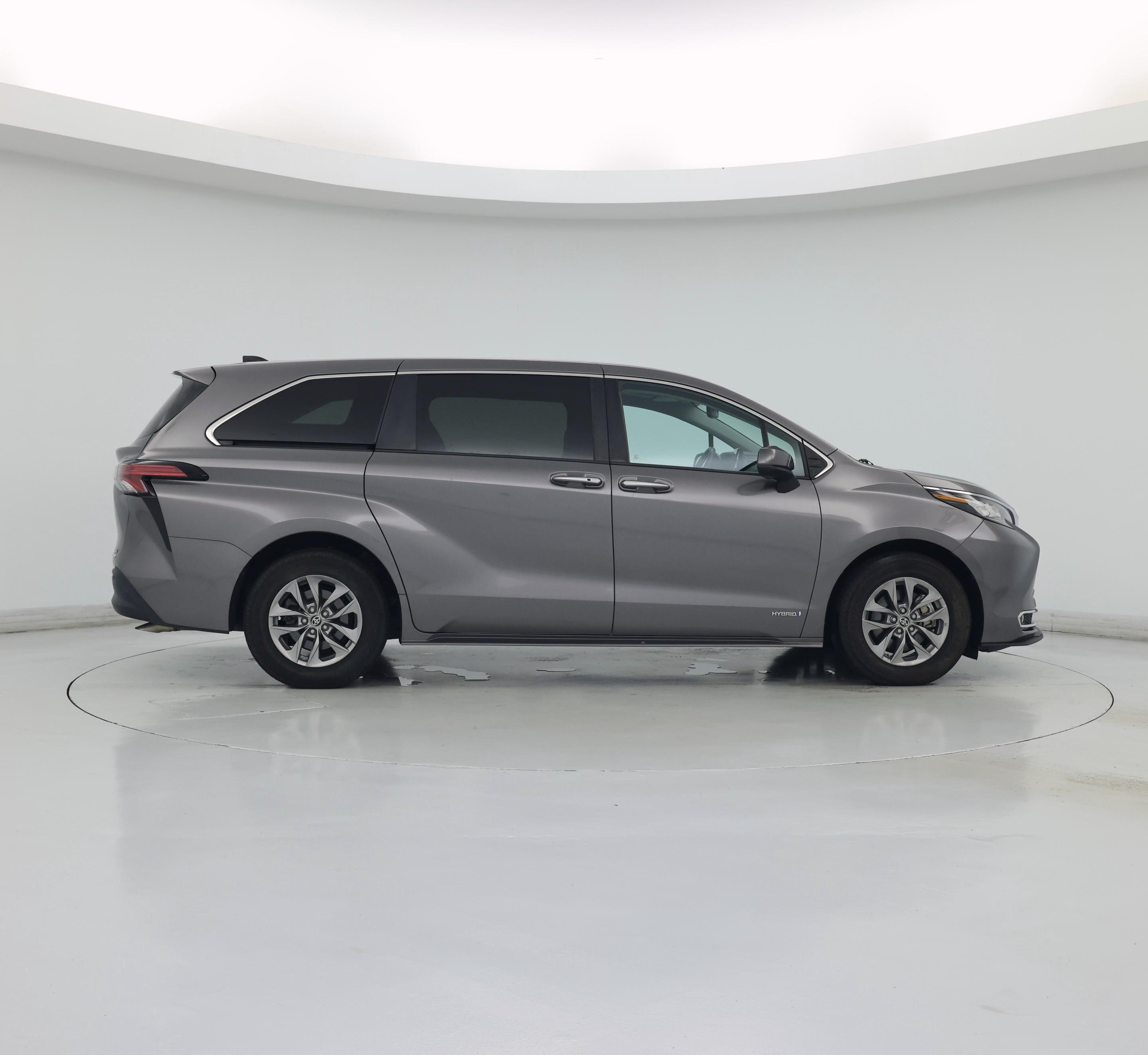 Thumbnail: 2021 Toyota Sienna - 7