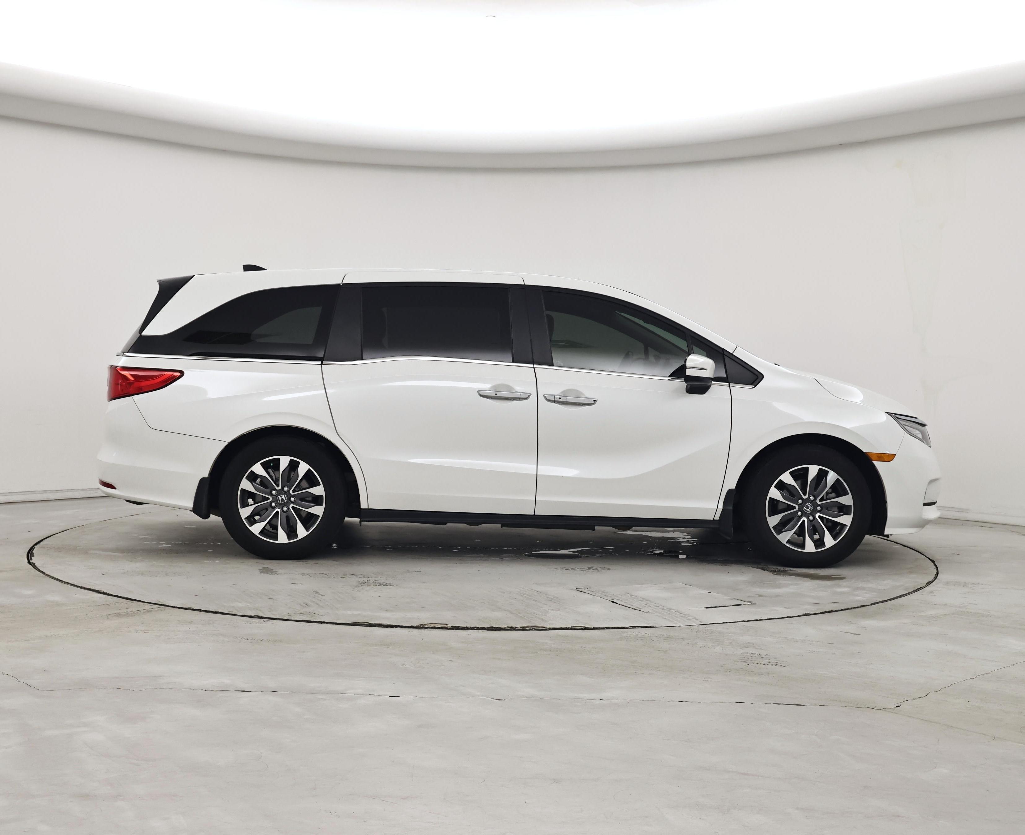 Thumbnail: 2023 Honda Odyssey - 7