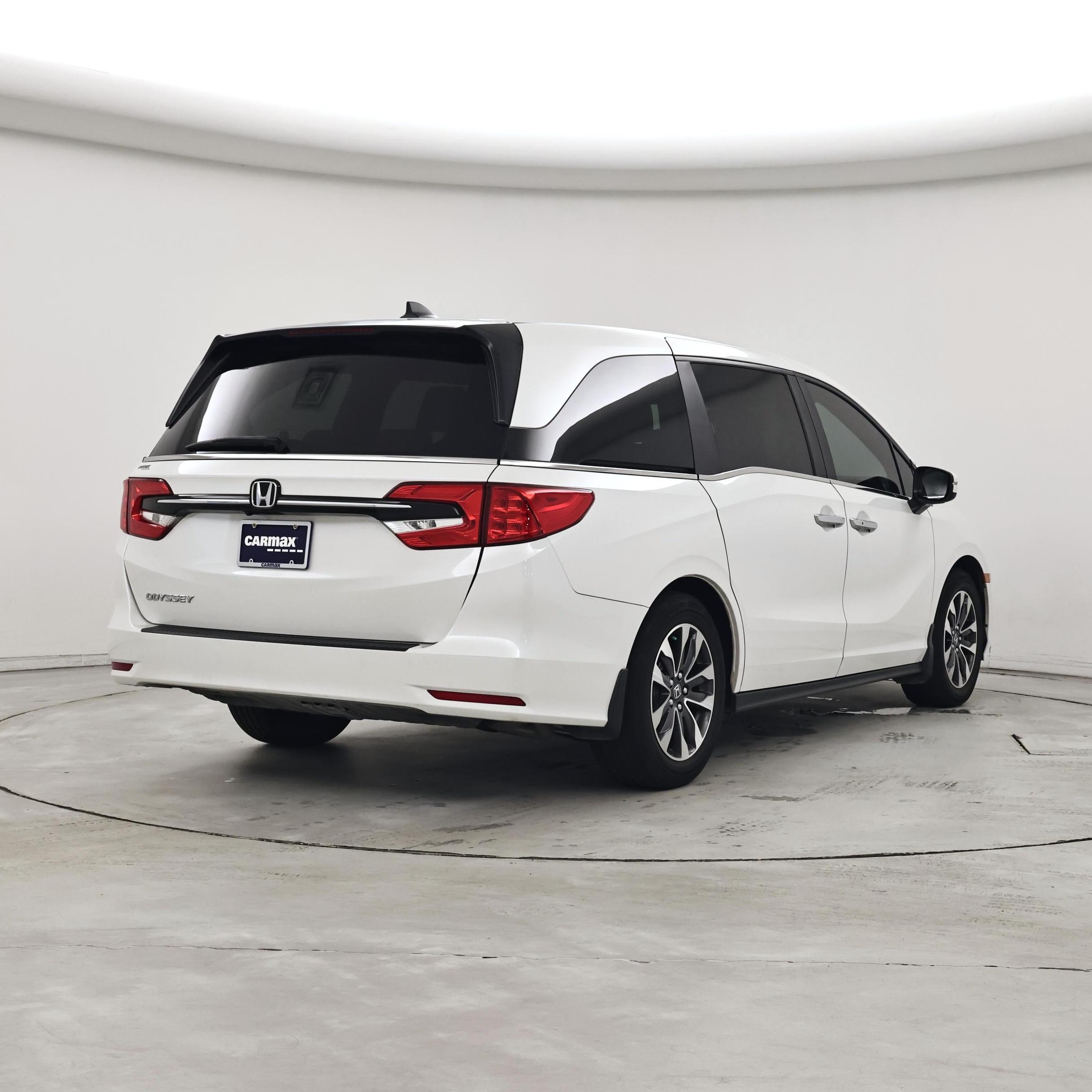 Thumbnail: 2023 Honda Odyssey - 8