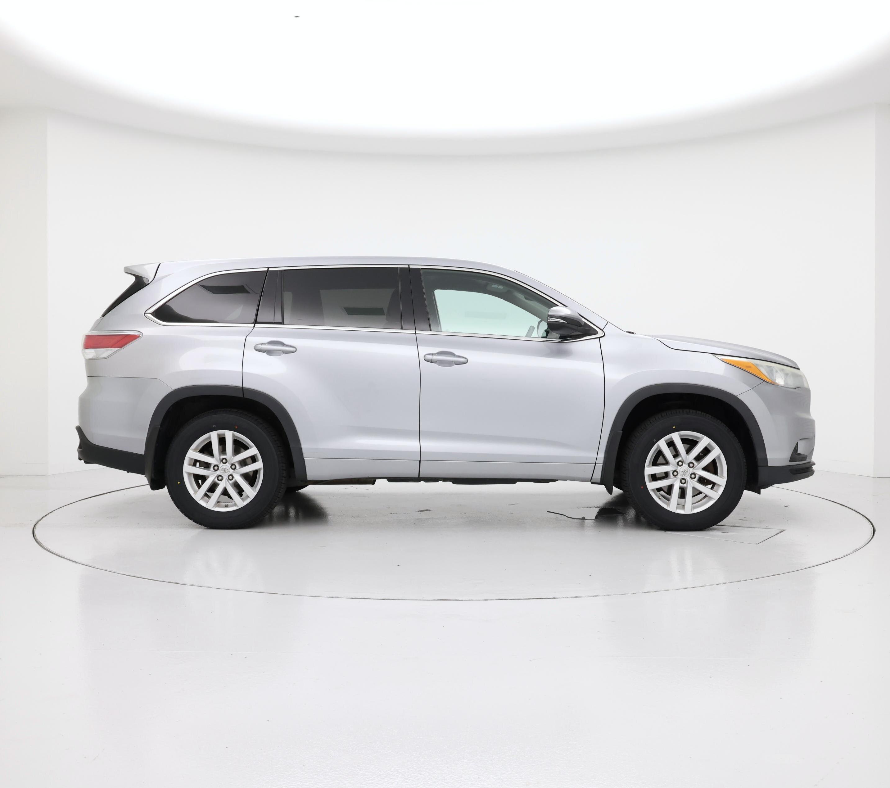 Thumbnail: 2015 Toyota Highlander - 7