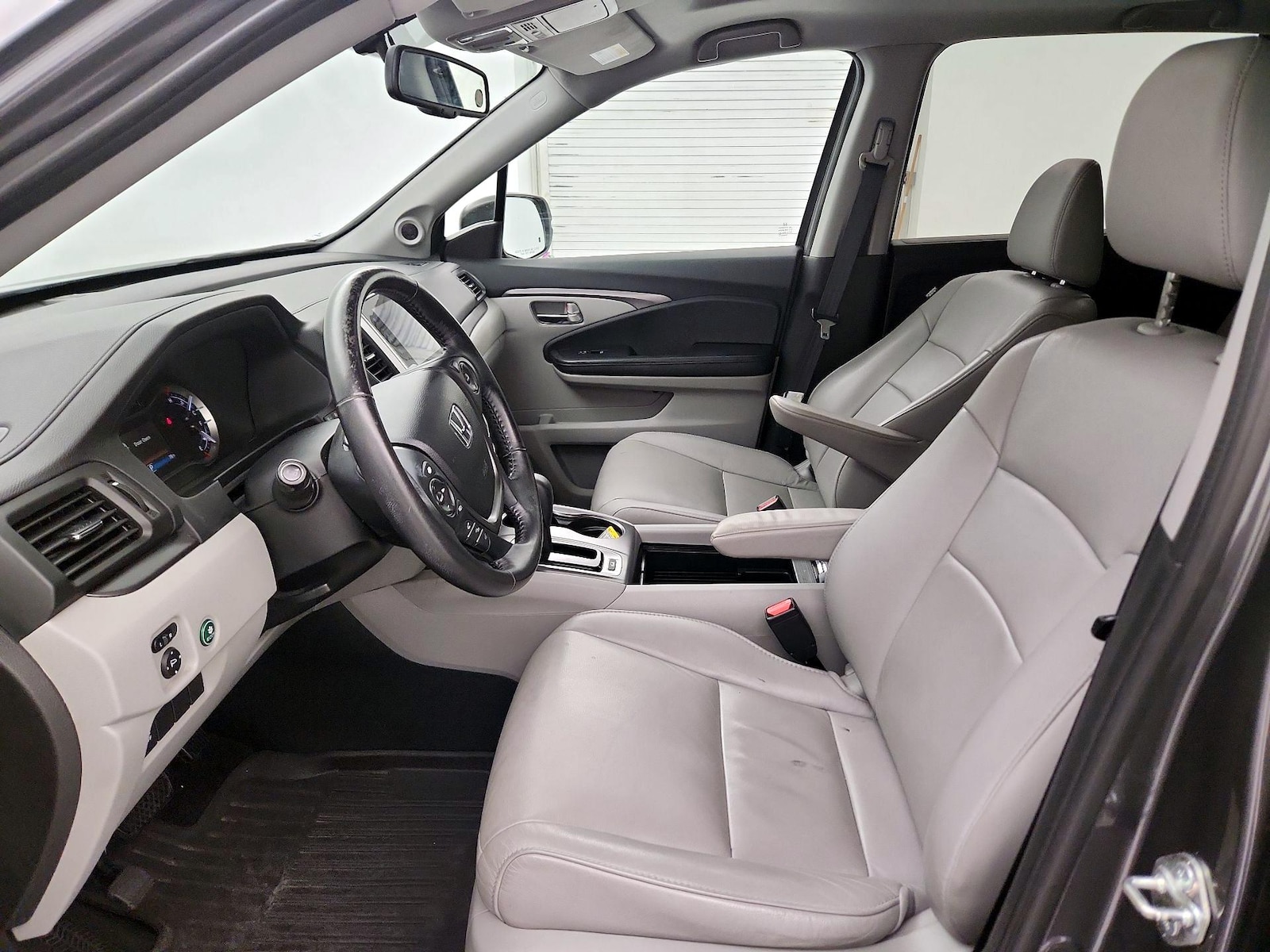 2017 Honda Pilot EX-L - Photo 12