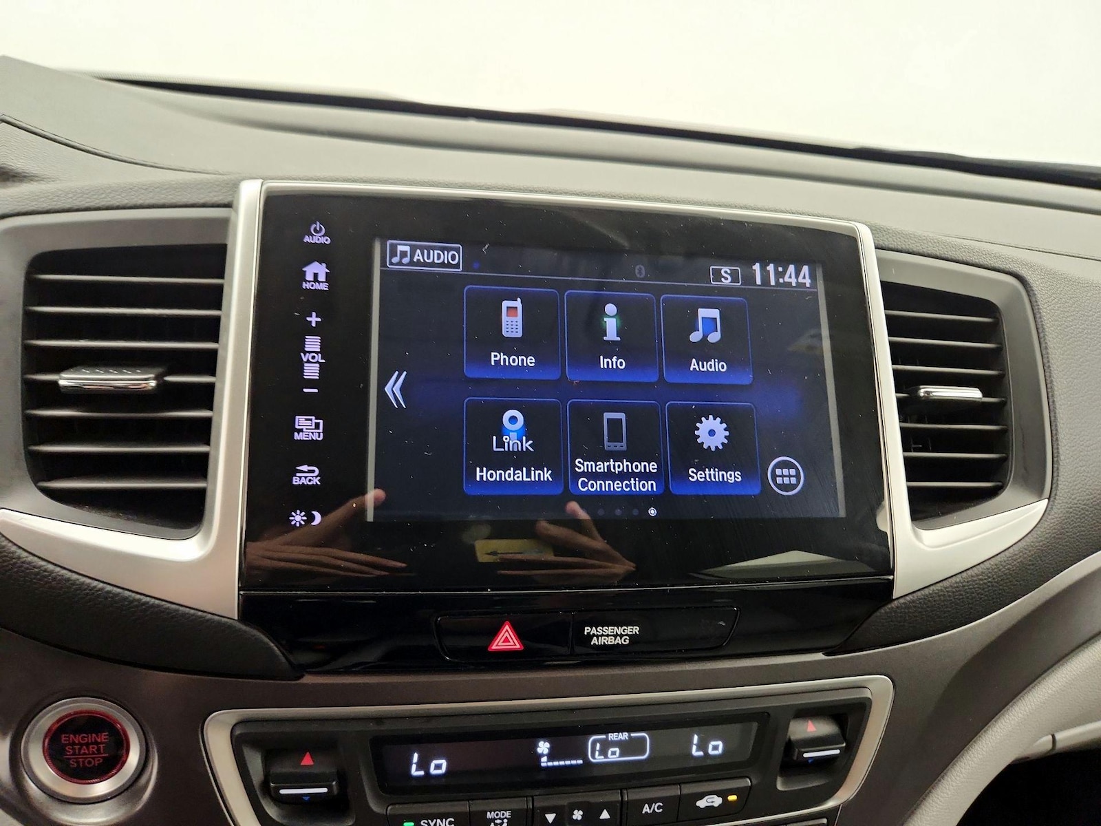 2017 Honda Pilot EX-L - Photo 16