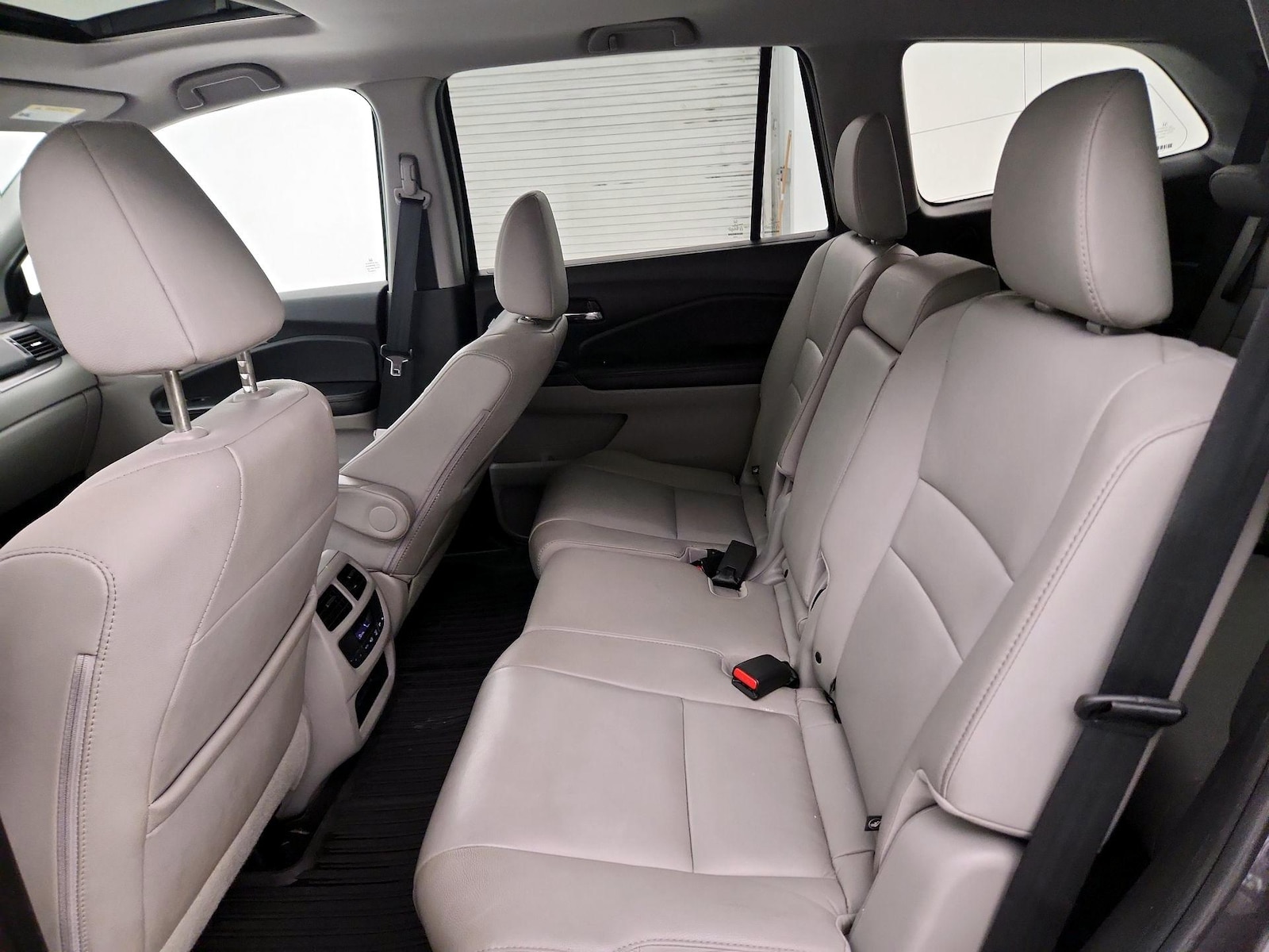 2017 Honda Pilot EX-L - Photo 21