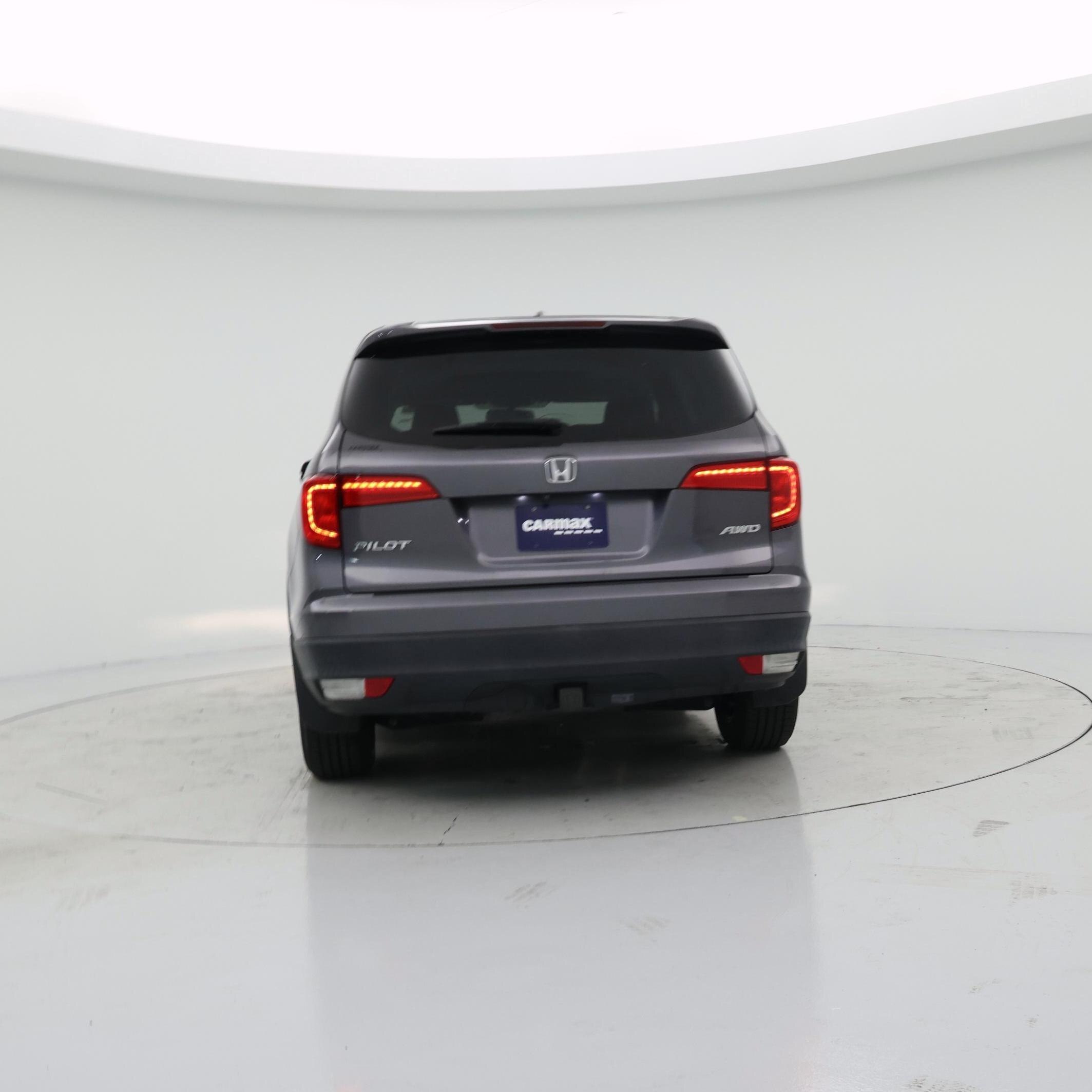 Thumbnail: 2017 Honda Pilot - 6
