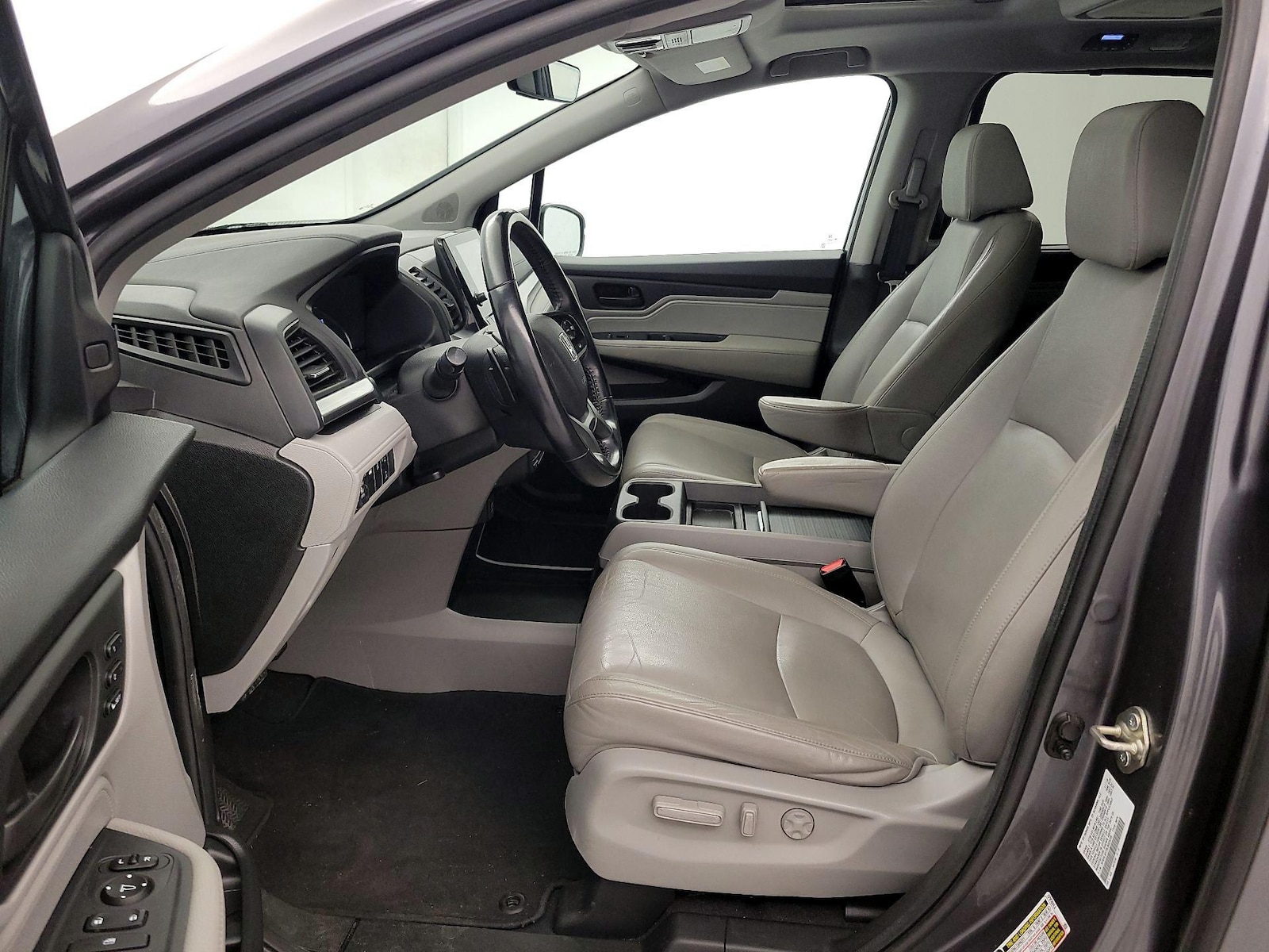 2020 Honda Odyssey EX-L - Photo 12