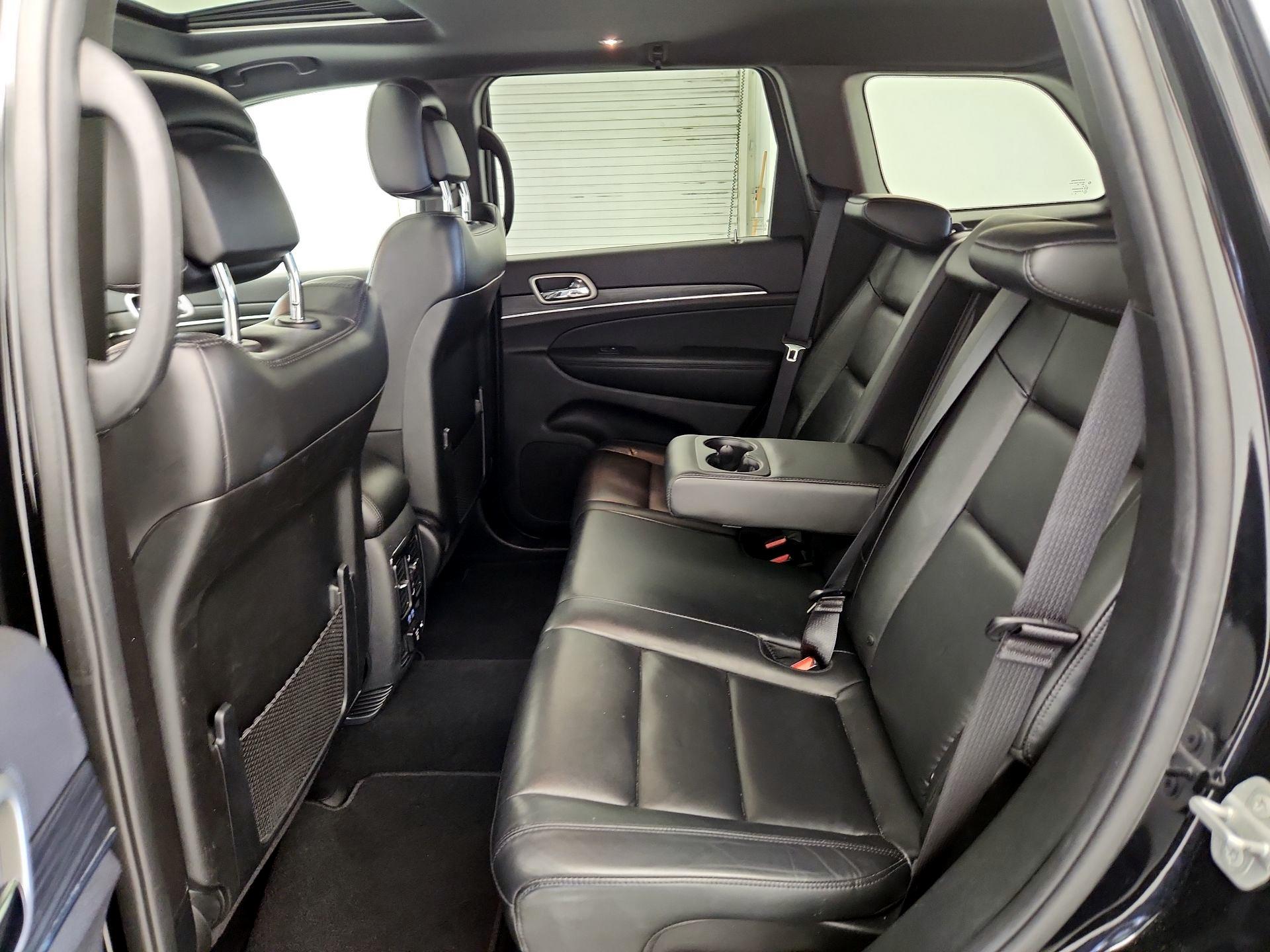 Thumbnail: 2020 Jeep Grand Cherokee - 19