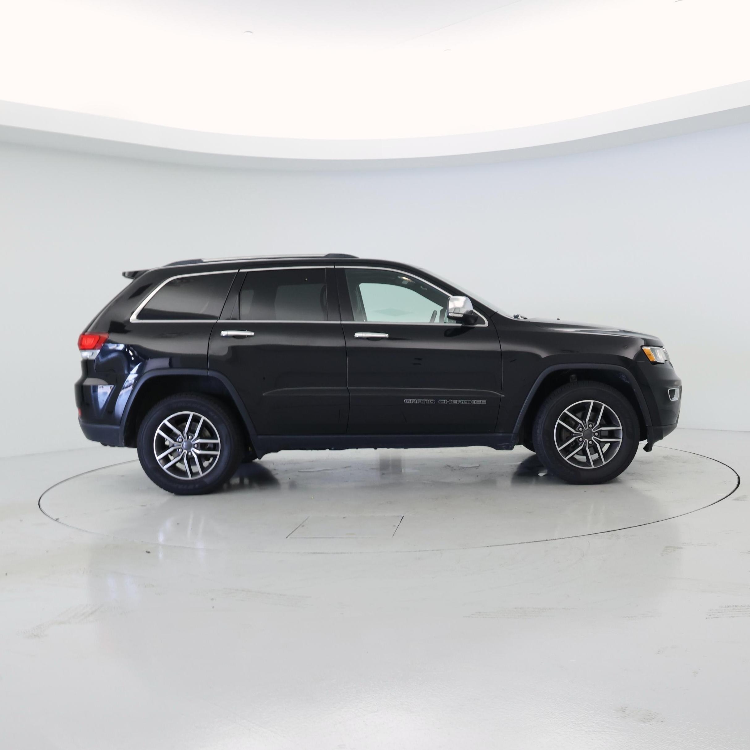 Thumbnail: 2020 Jeep Grand Cherokee - 7