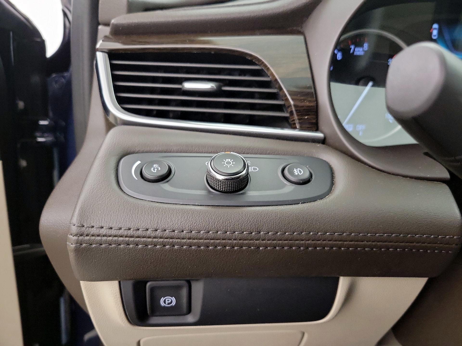Thumbnail: 2017 Buick LaCrosse - 13