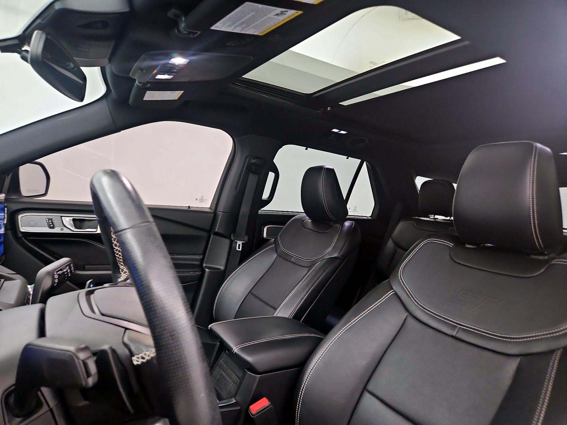 Thumbnail: 2020 Ford Explorer - 18
