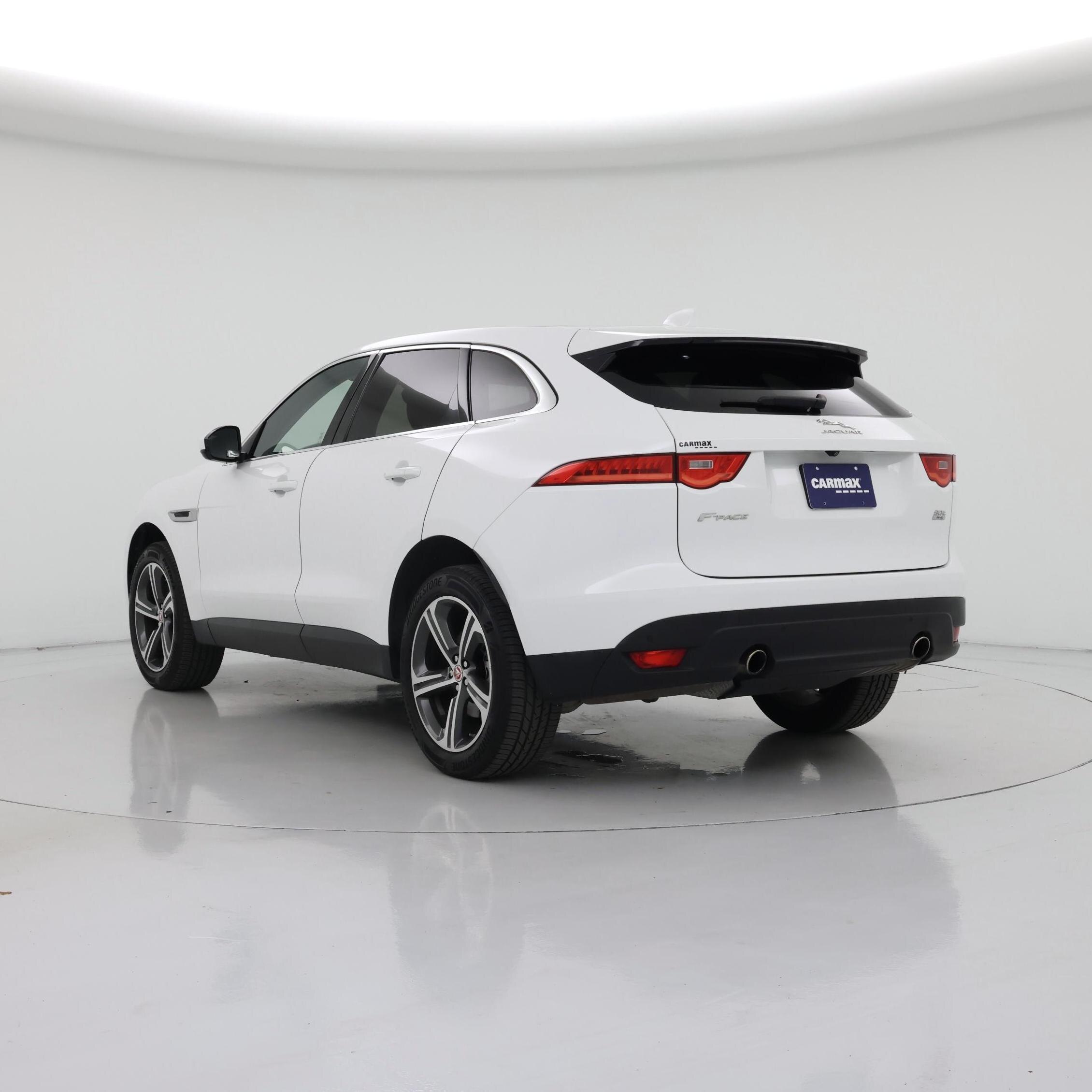 Thumbnail: 2019 Jaguar F-Pace - 2