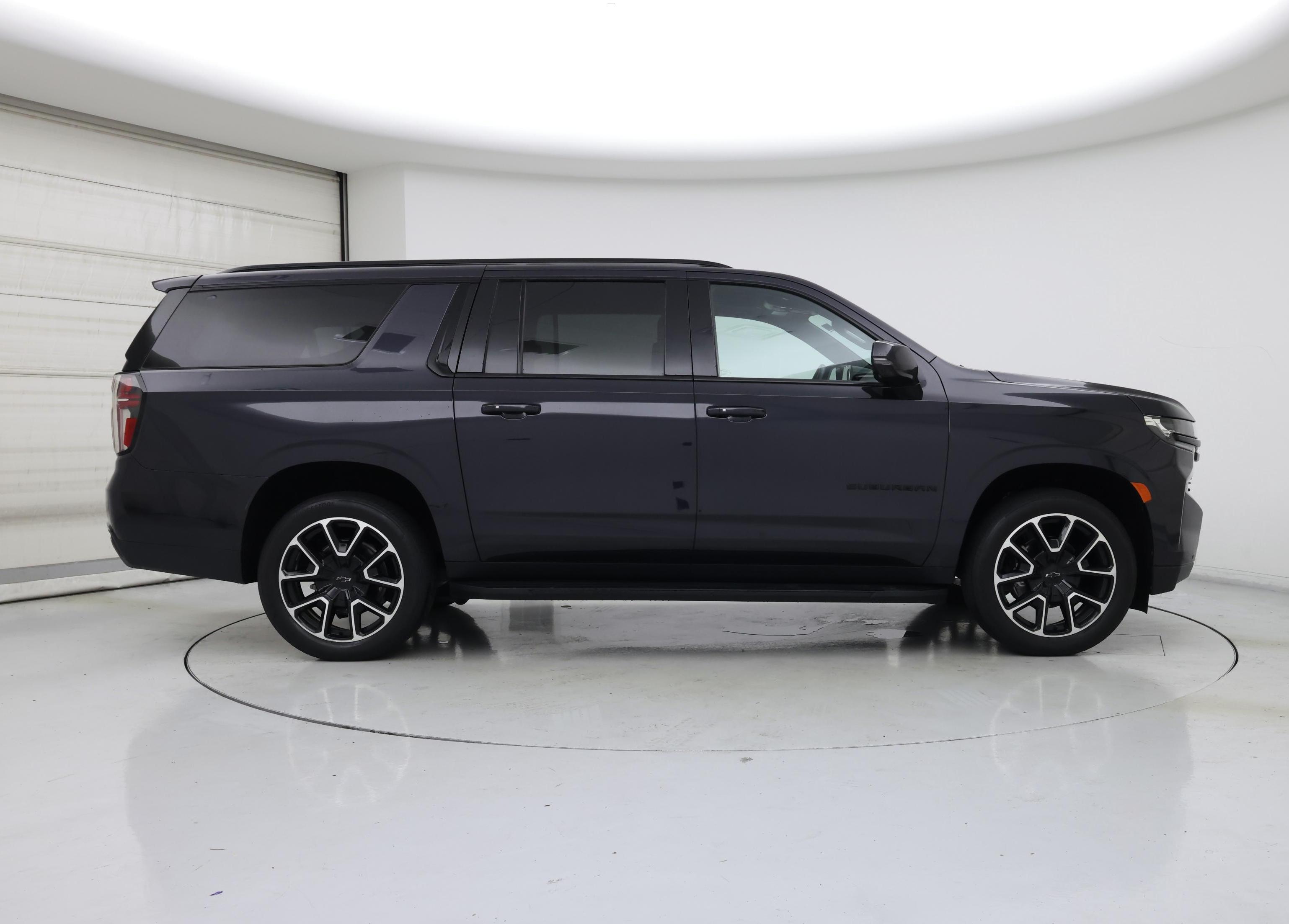 Thumbnail: 2023 Chevrolet Suburban - 7