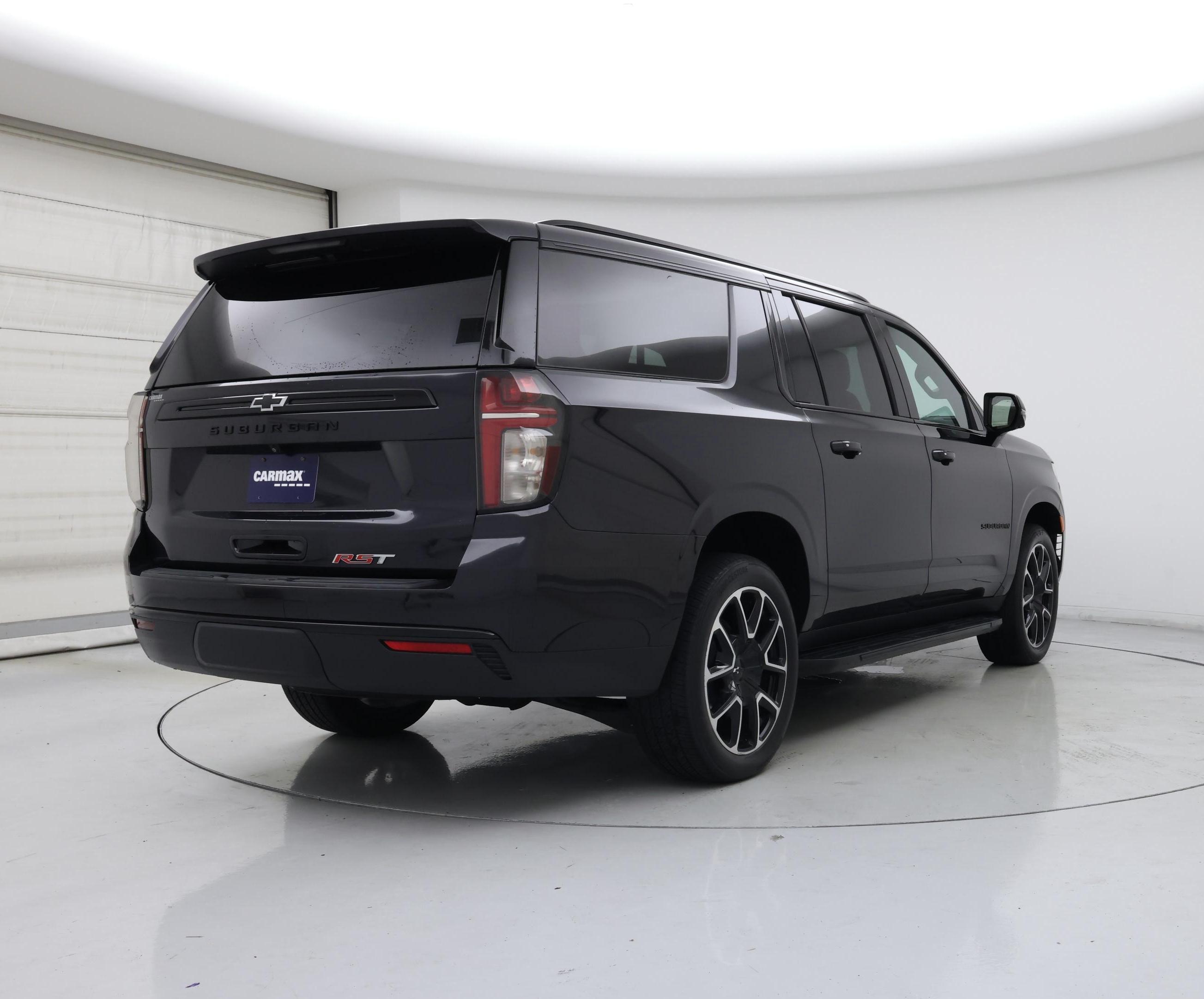 Thumbnail: 2023 Chevrolet Suburban - 8