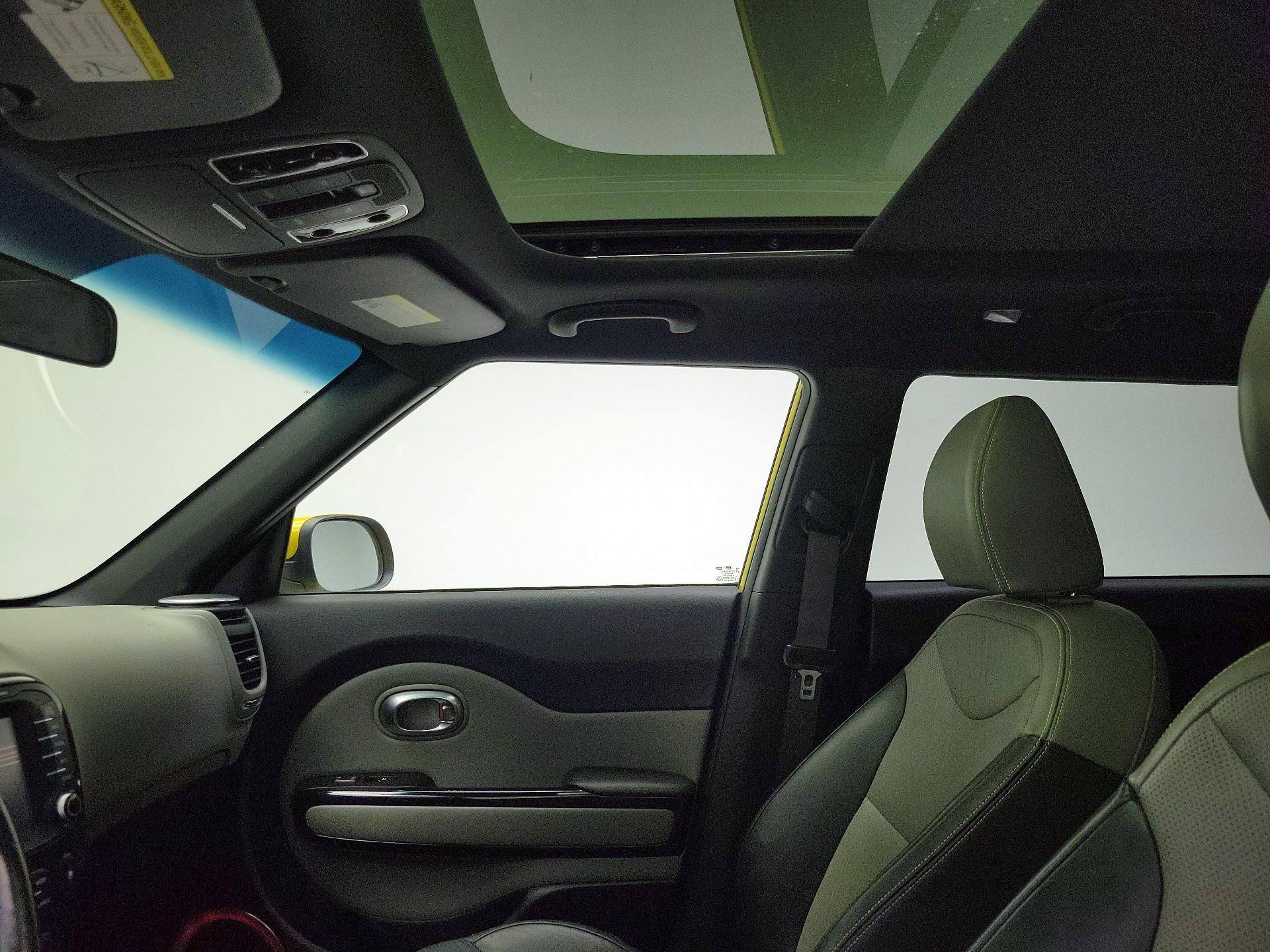 Thumbnail: 2014 Kia Soul - 20