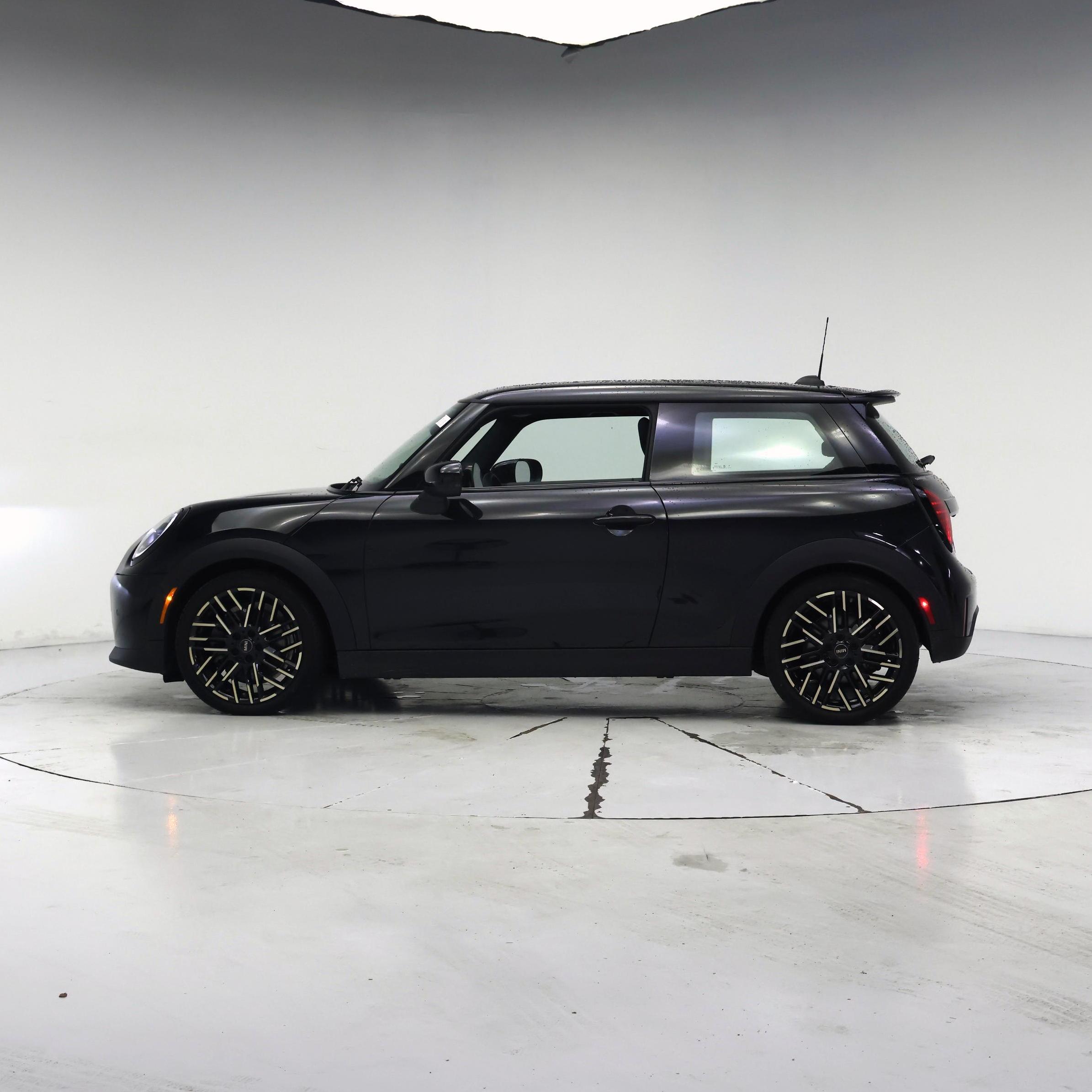 Thumbnail: 2025 MINI Cooper Hardtop - 3