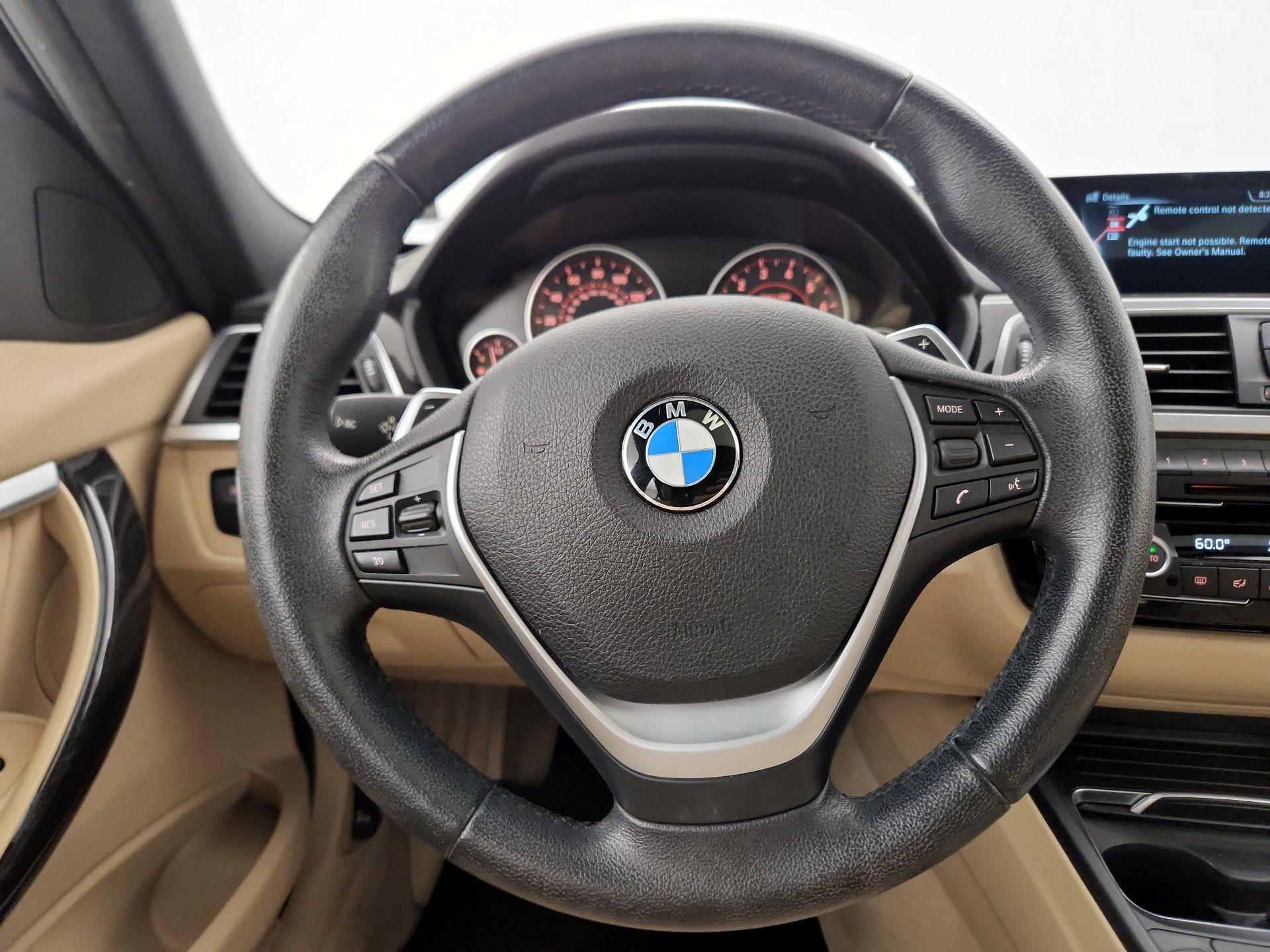 Thumbnail: 2016 BMW 3 Series - 10