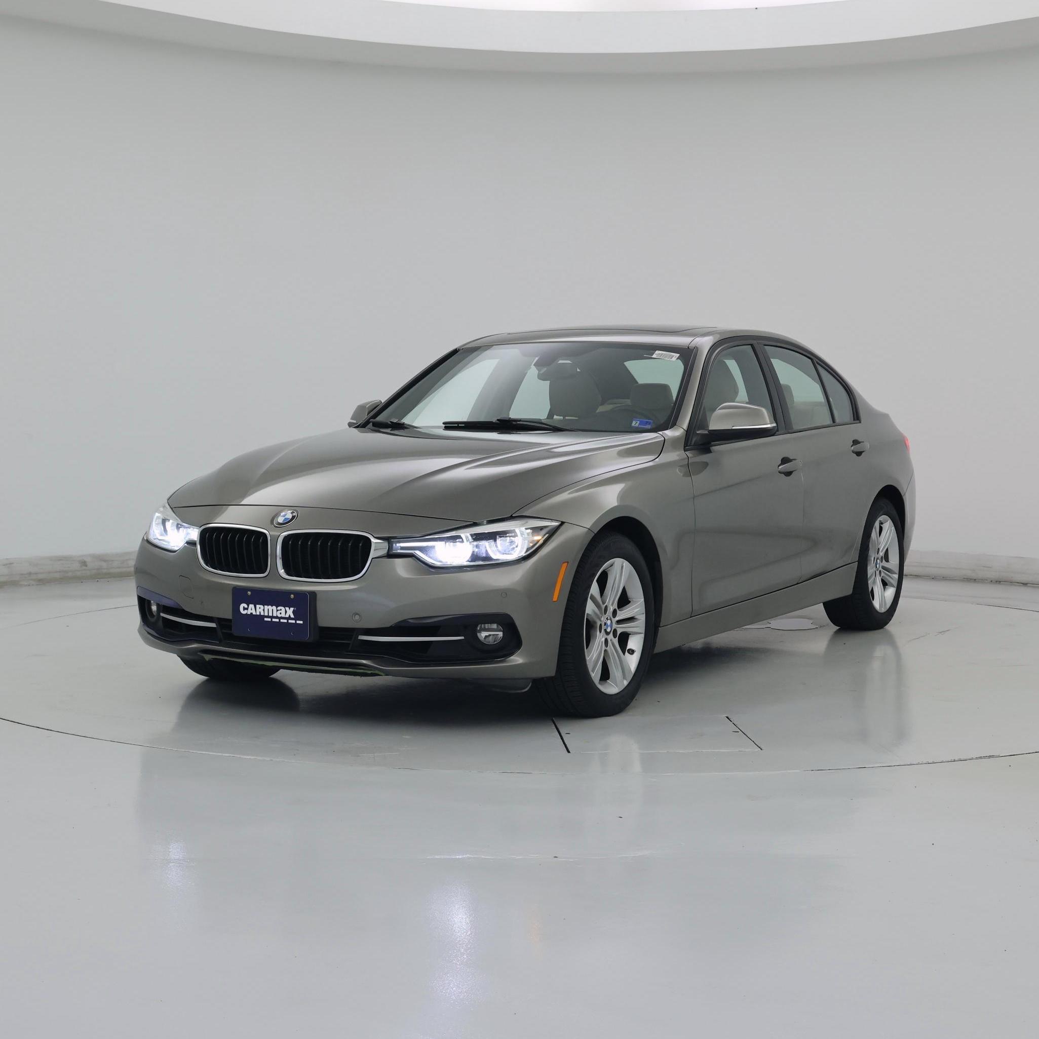 Thumbnail: 2016 BMW 3 Series - 4